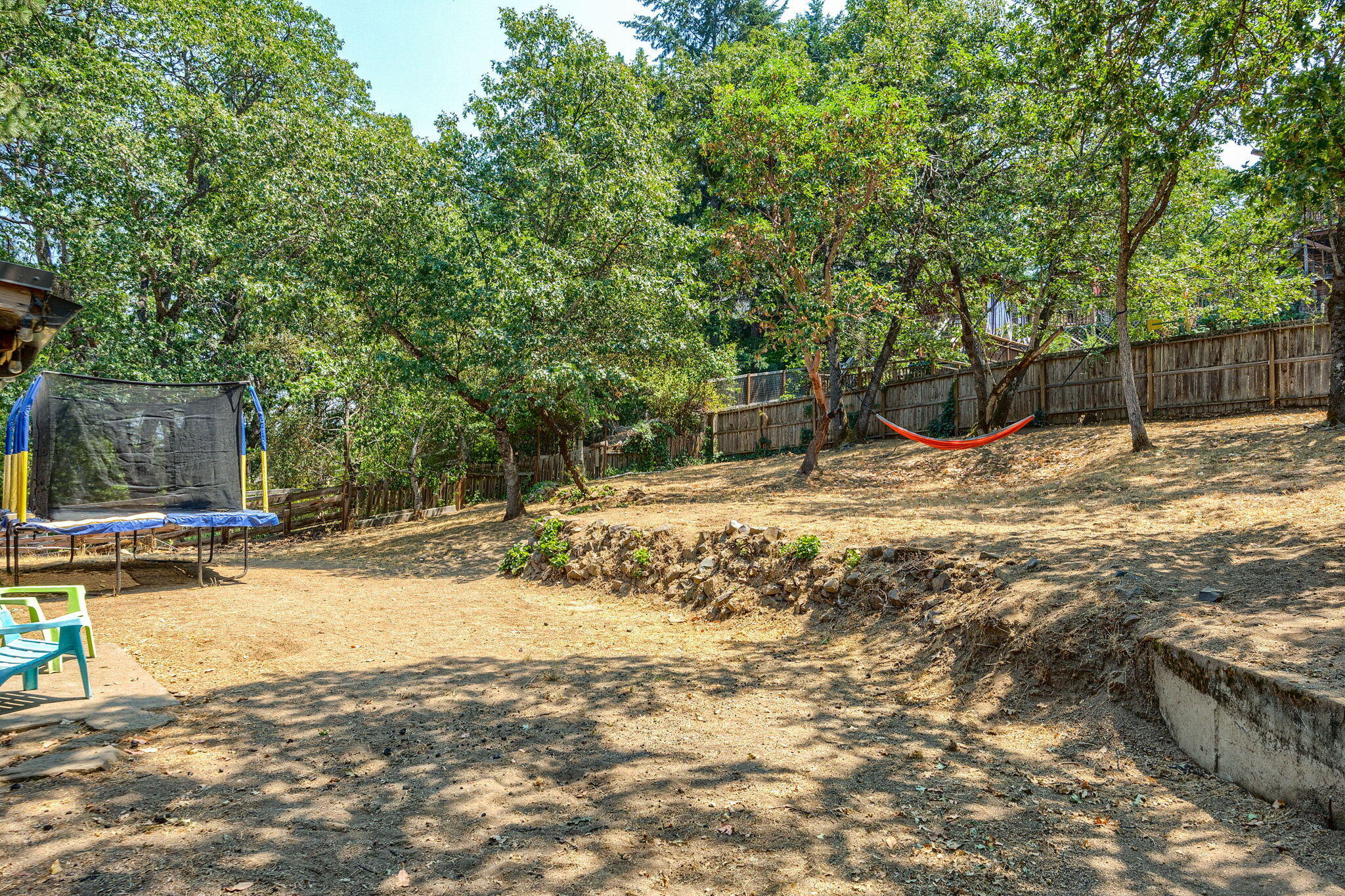 1060 Emma Street