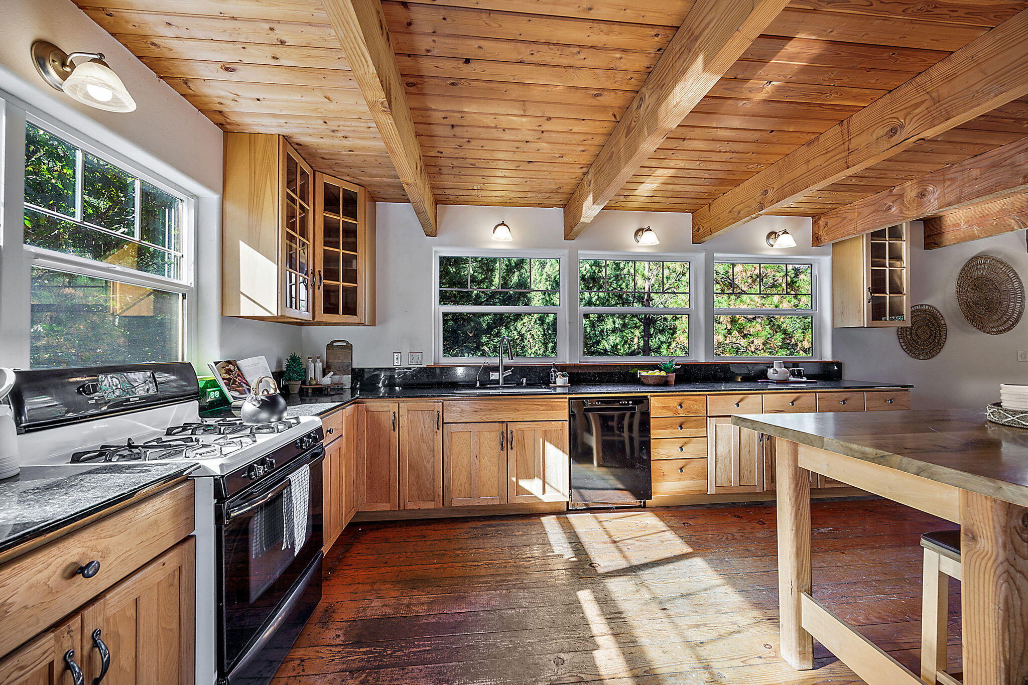 10035 Wagner Creek Road