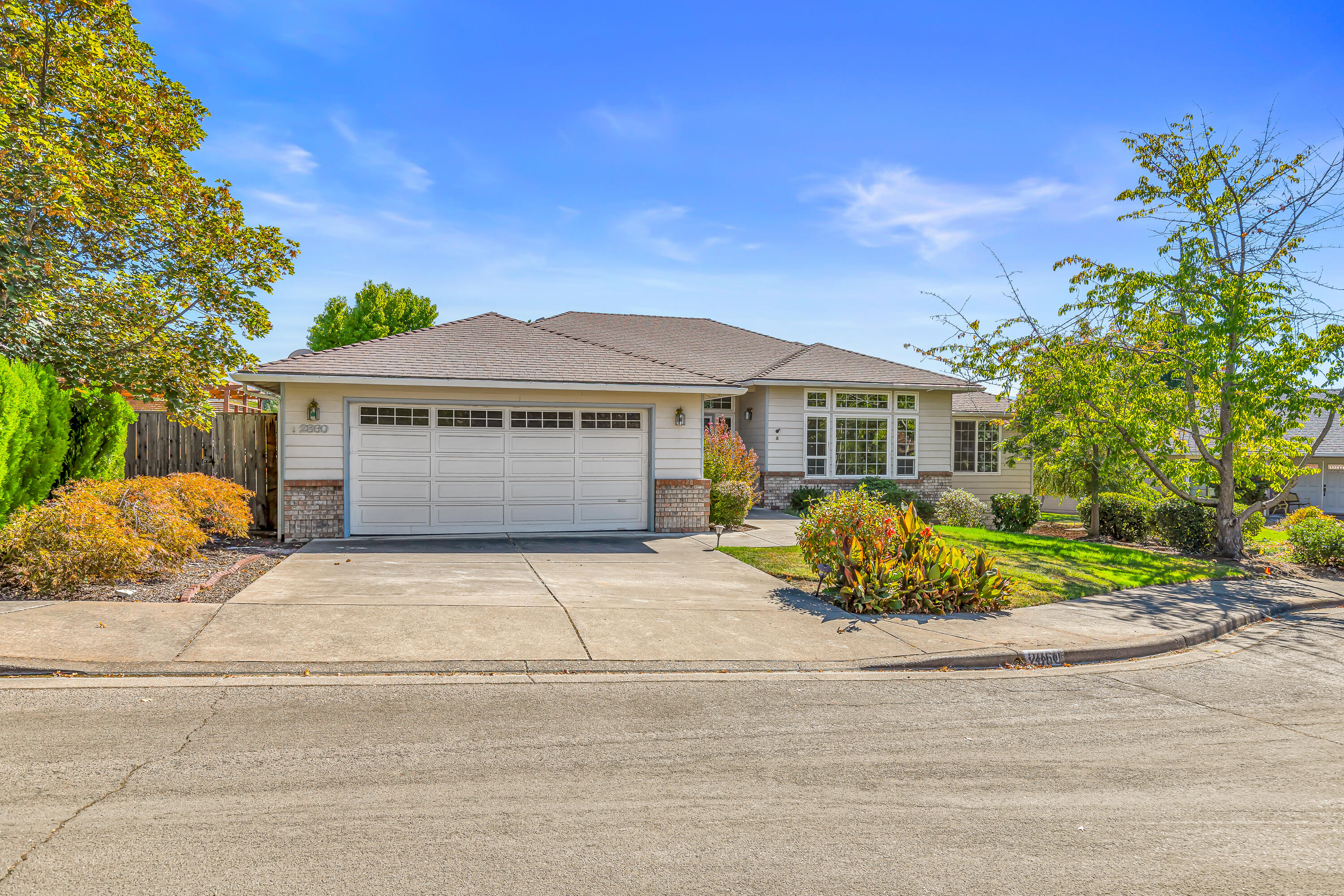 2860 Shanteal Place