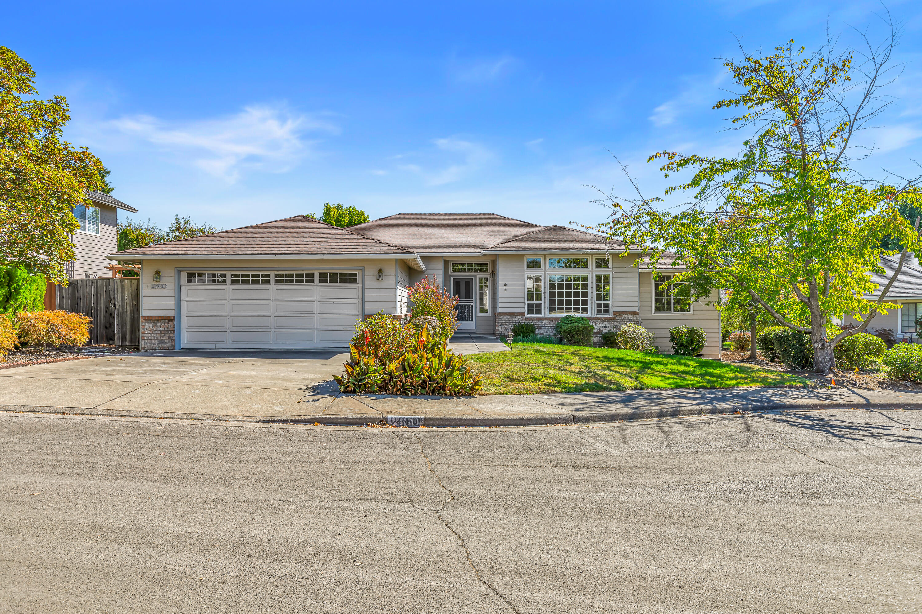 2860 Shanteal Place