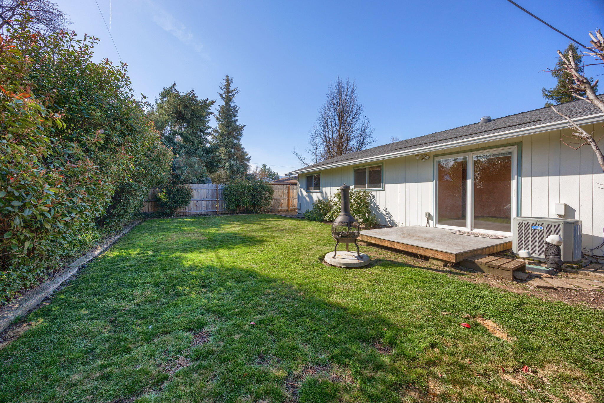 1725 Howell Avenue