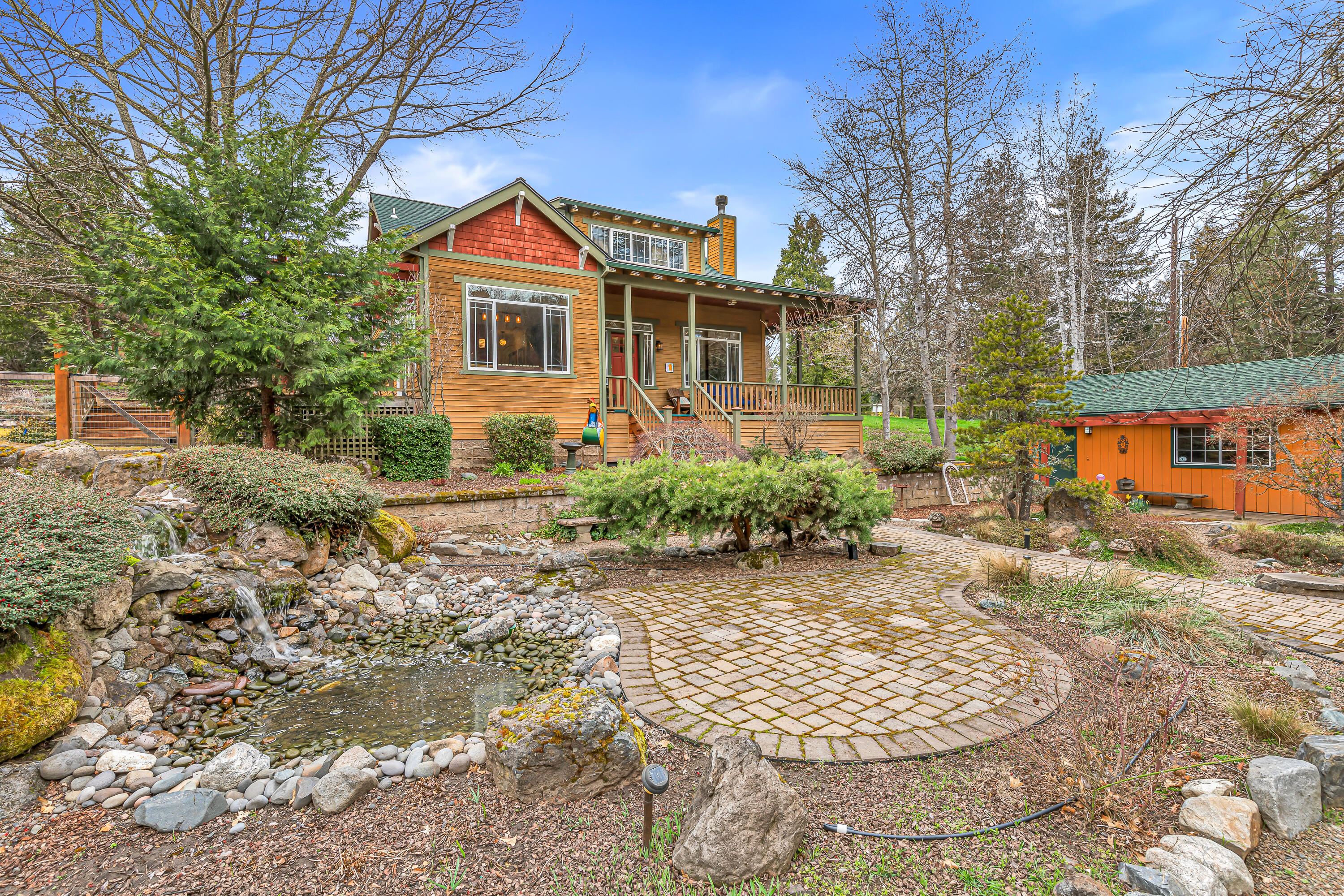 8683 Wagner Creek Road