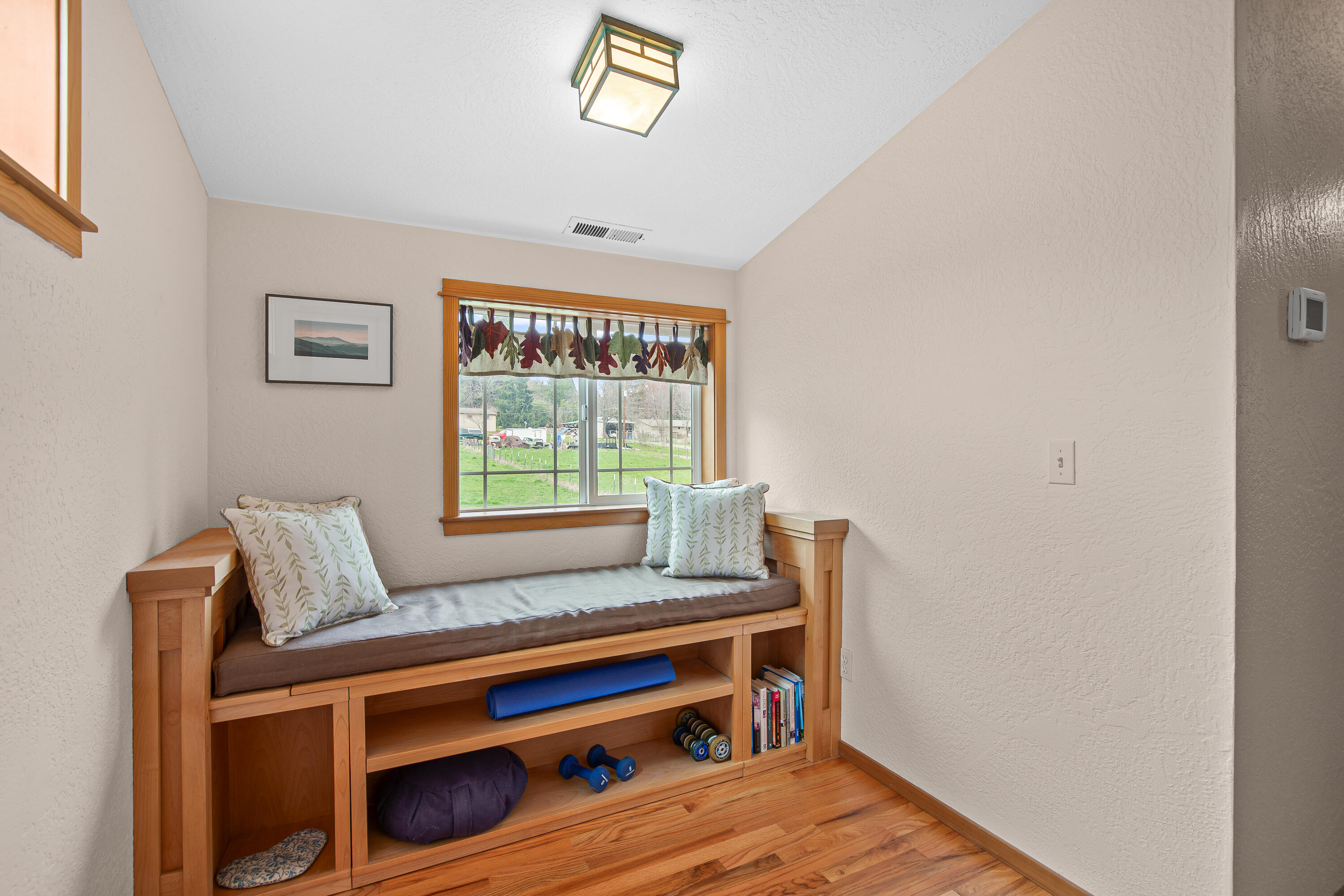 8683 Wagner Creek Road