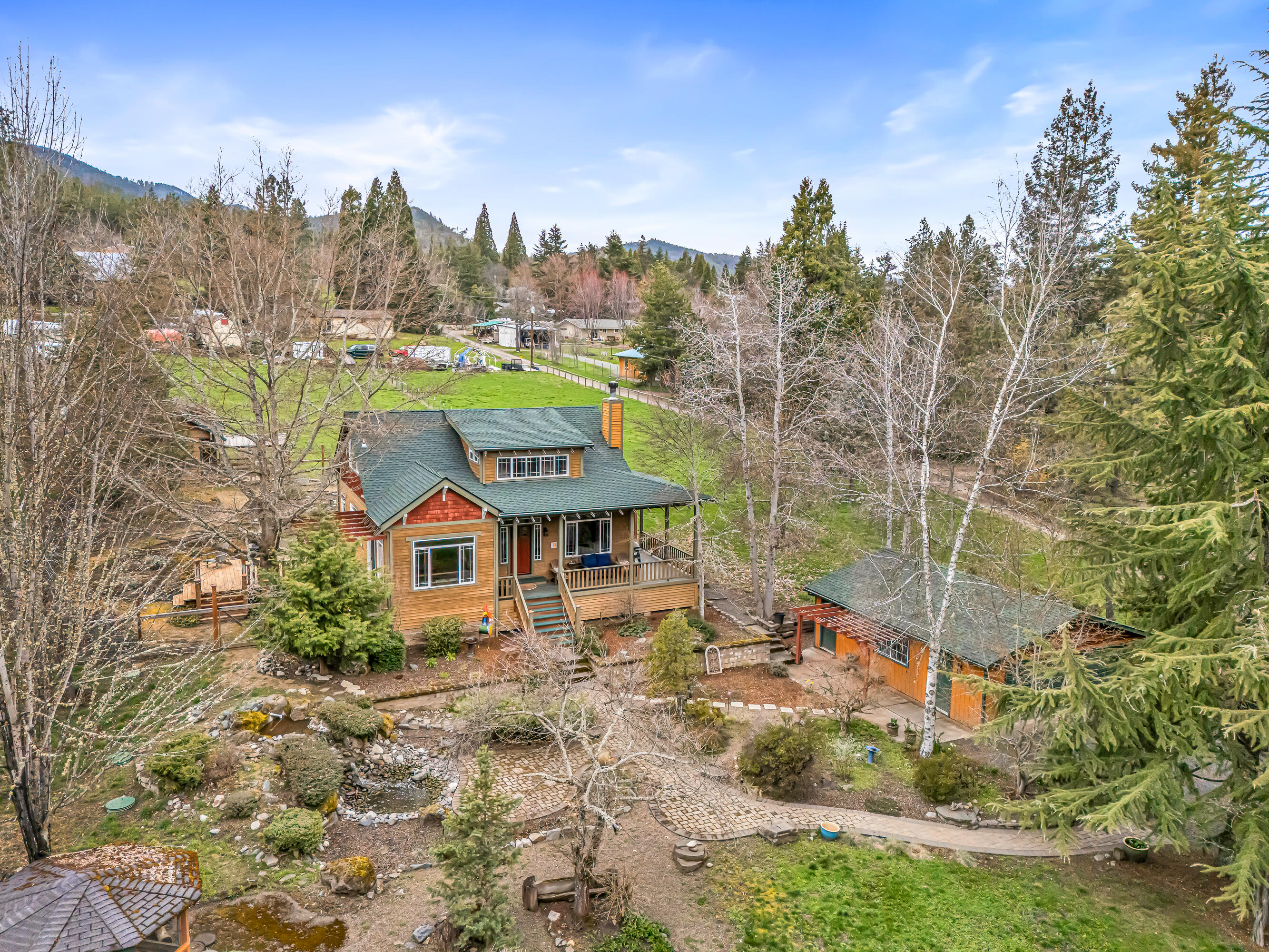 8683 Wagner Creek Road