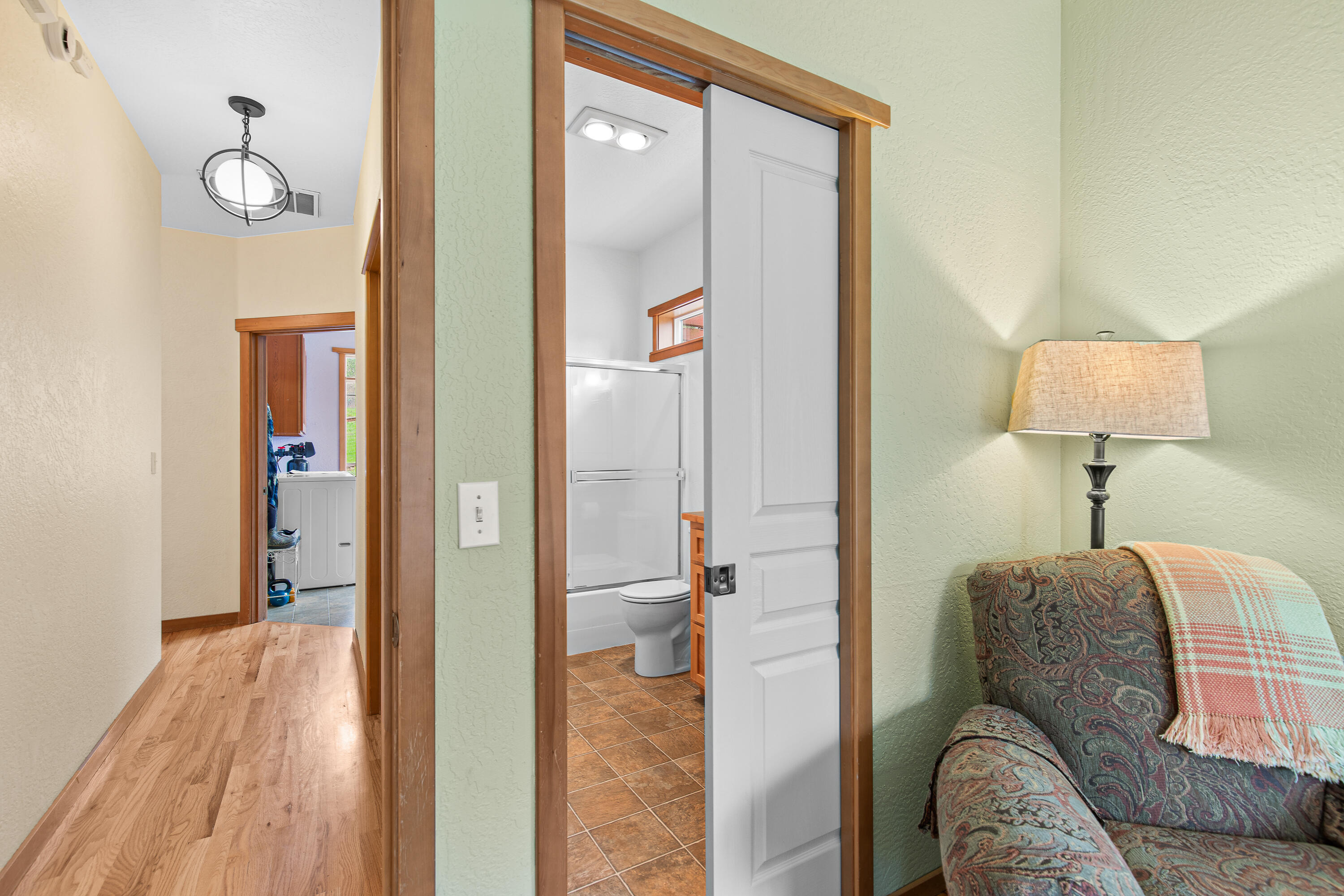 8683 Wagner Creek Road