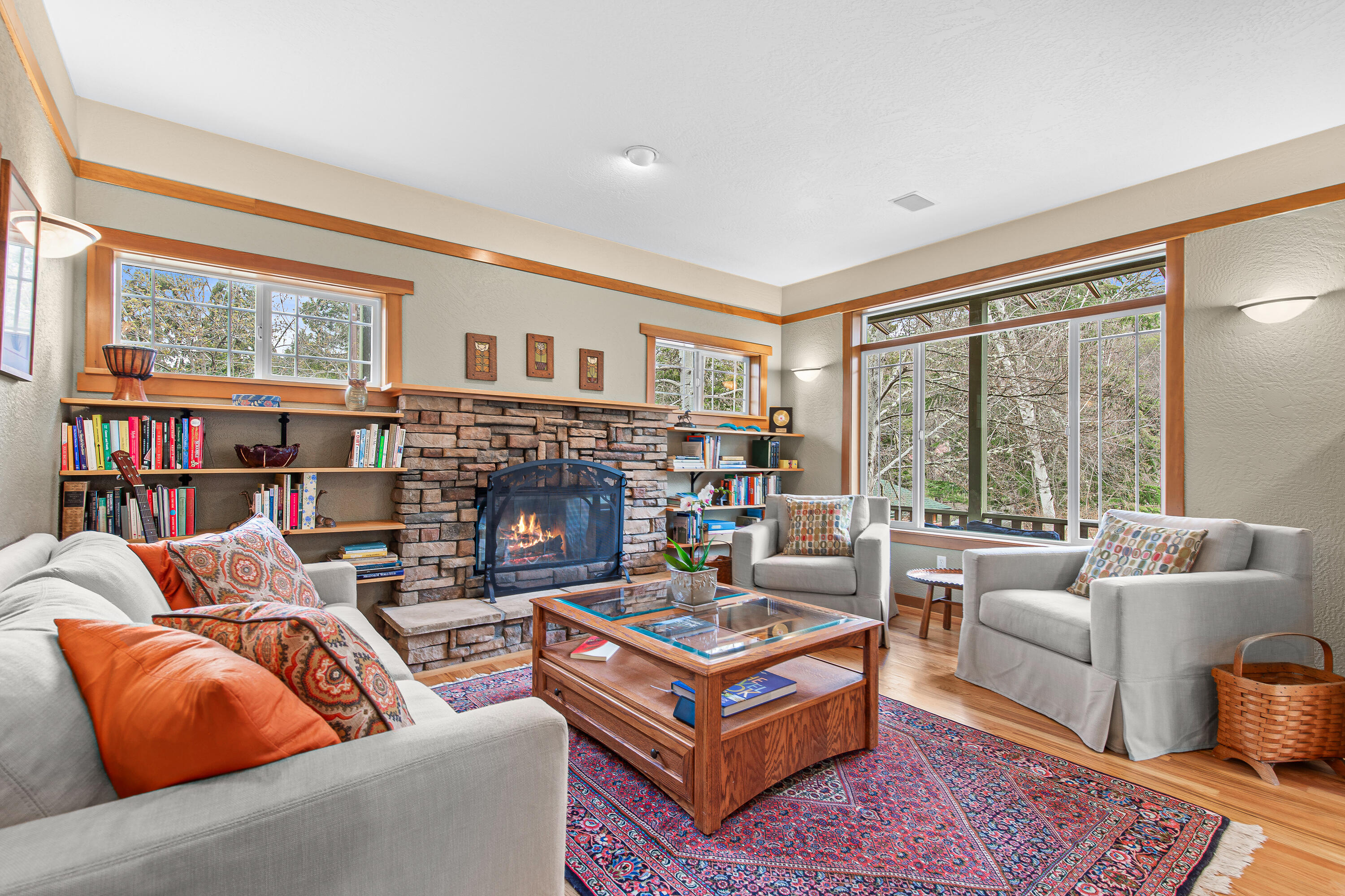 8683 Wagner Creek Road