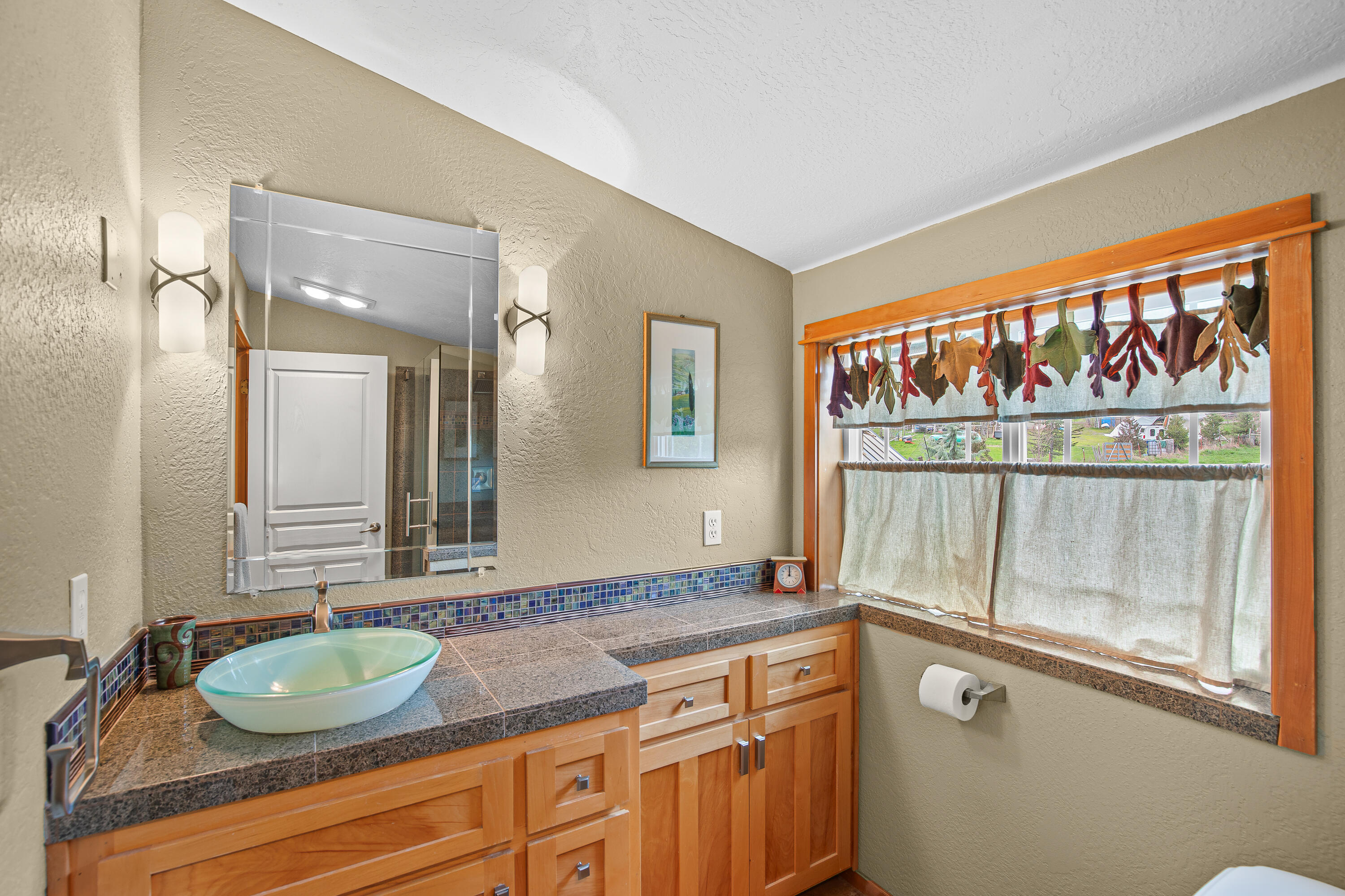 8683 Wagner Creek Road