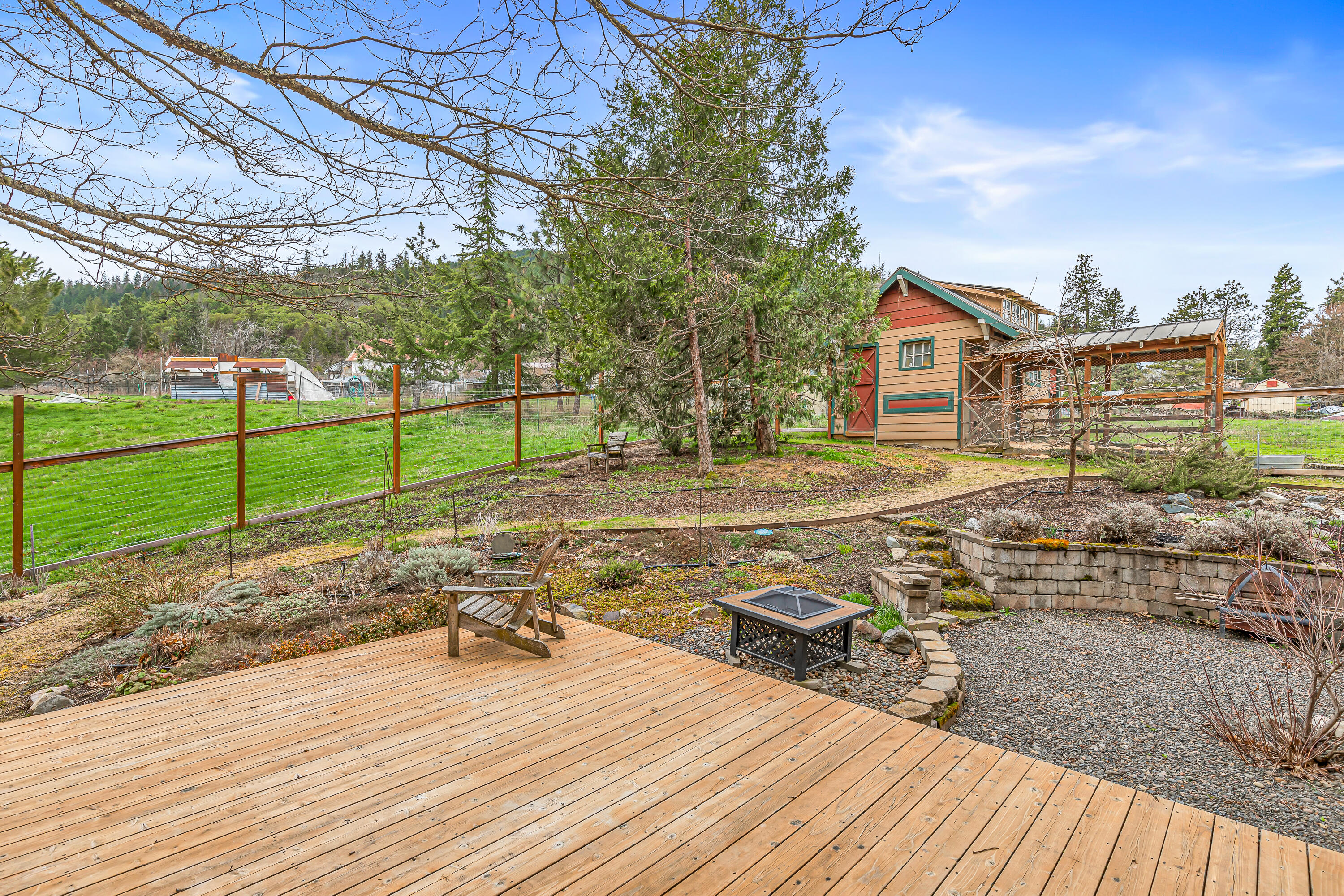 8683 Wagner Creek Road