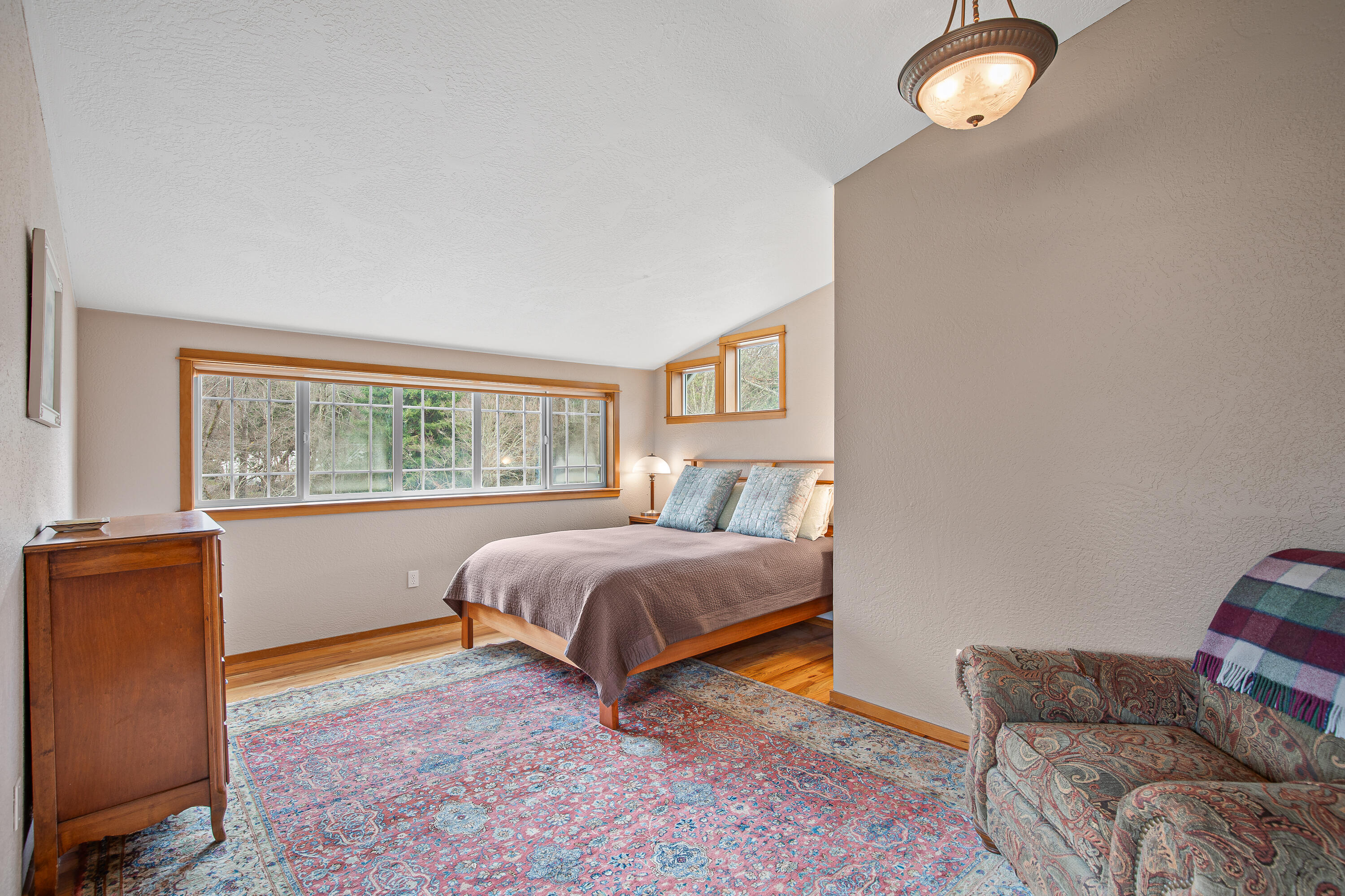 8683 Wagner Creek Road