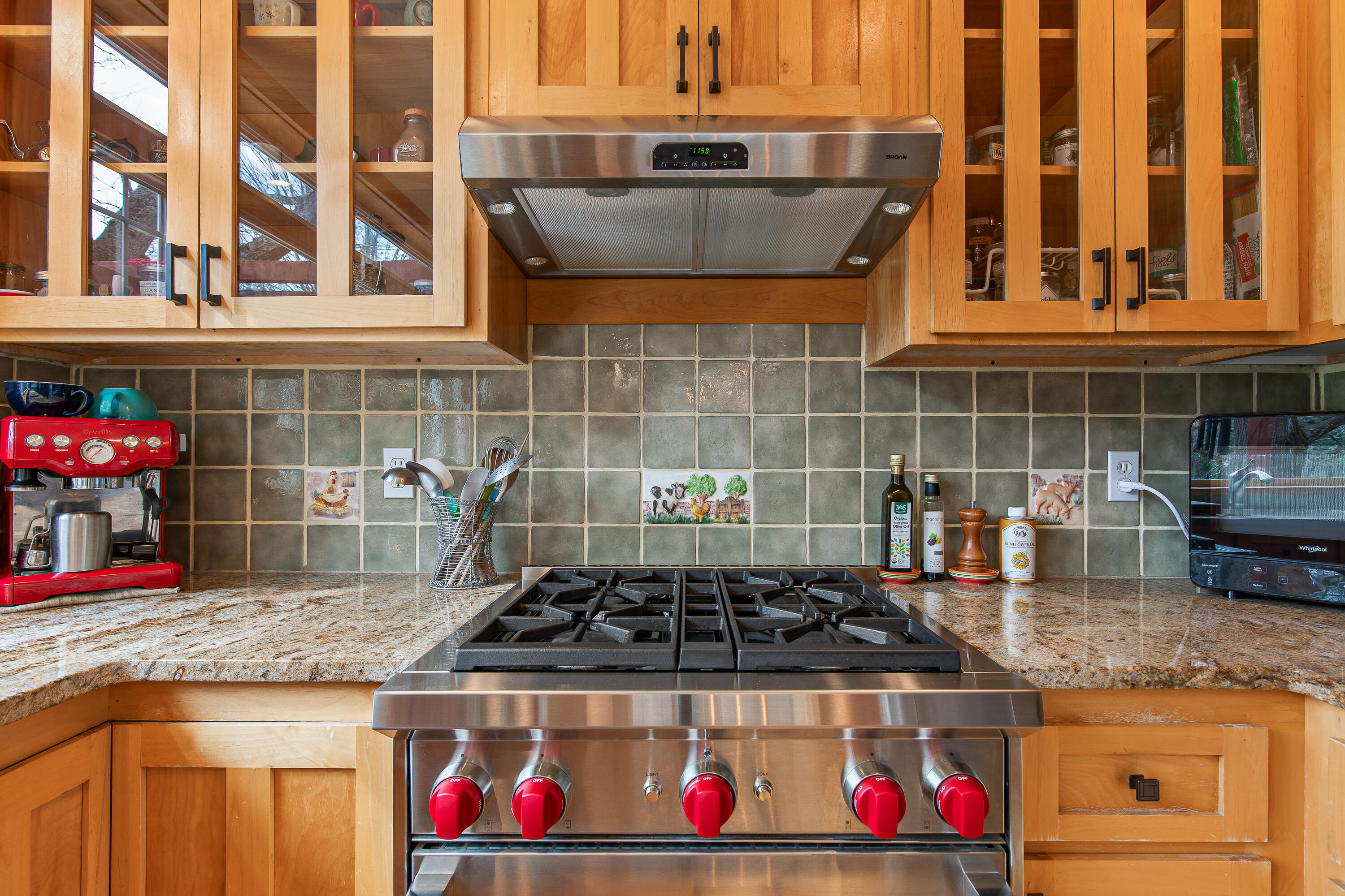 8683 Wagner Creek Road