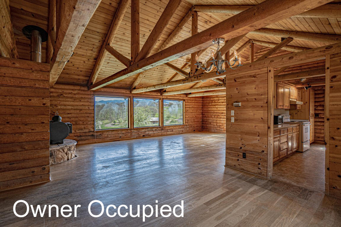 700 Neil Creek Road