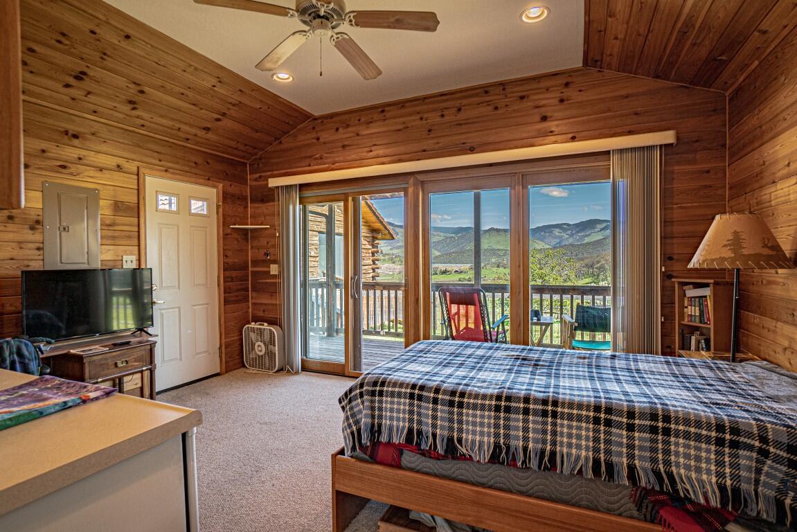 700 Neil Creek Road