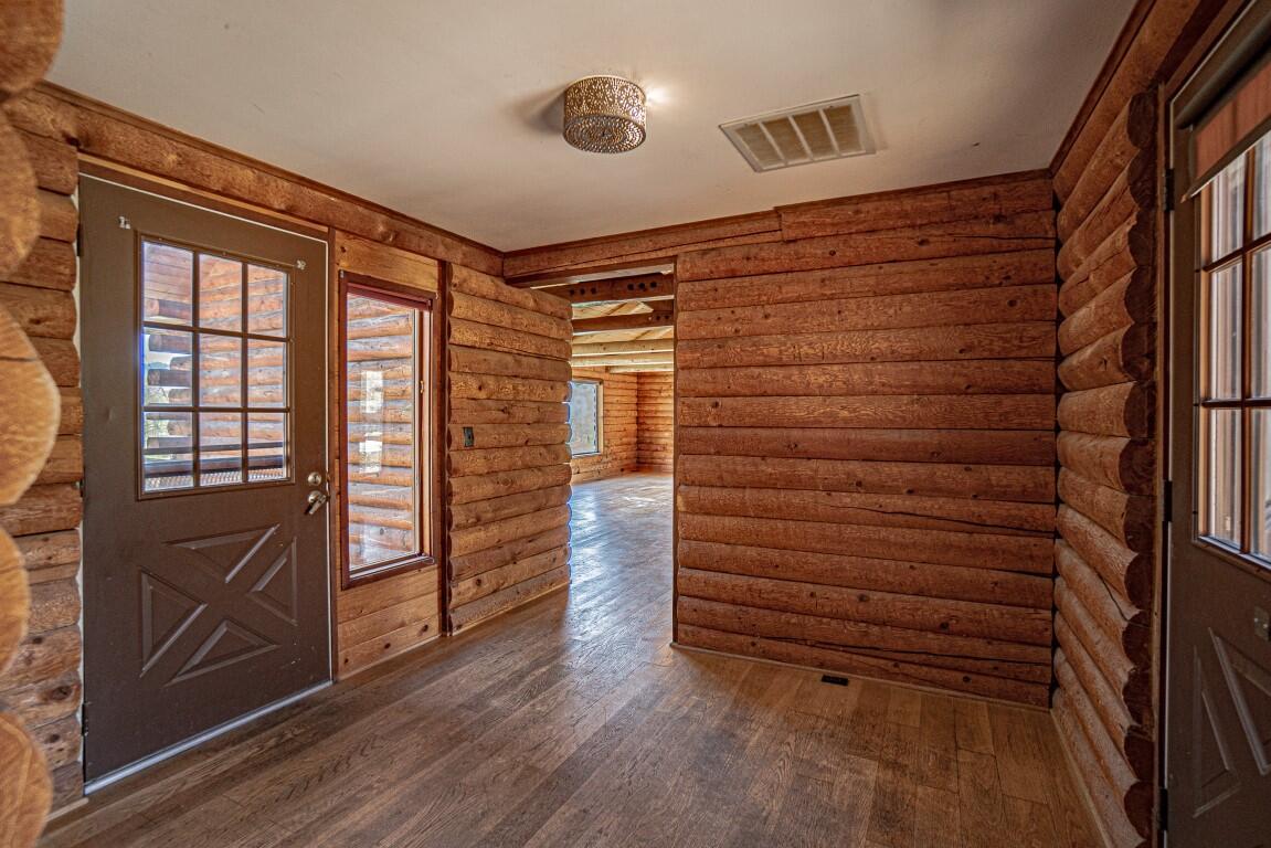 700 Neil Creek Road