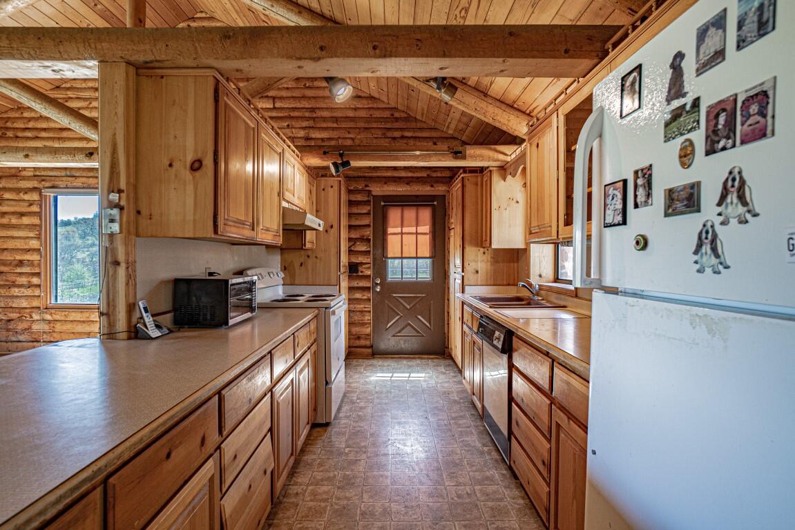 700 Neil Creek Road