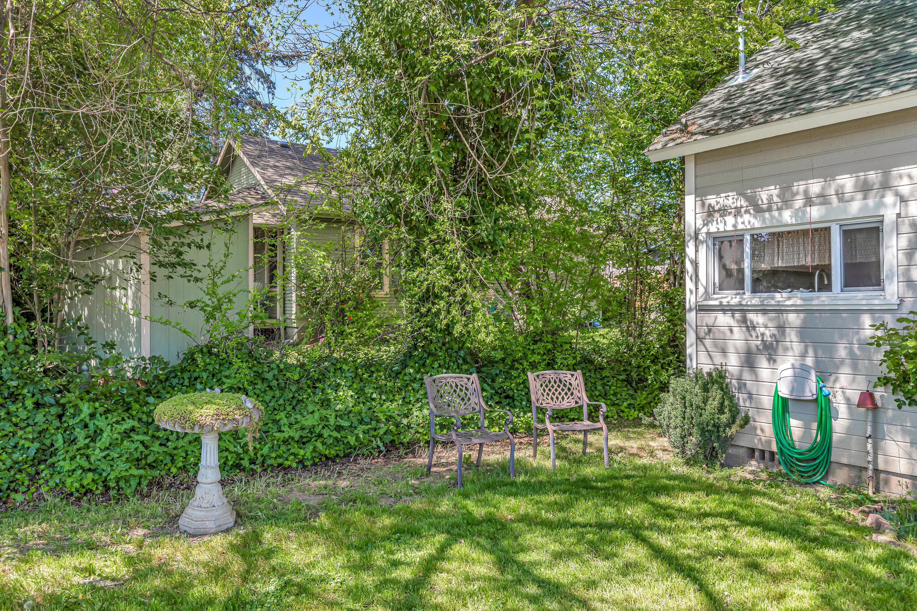 108 W 4'th Street