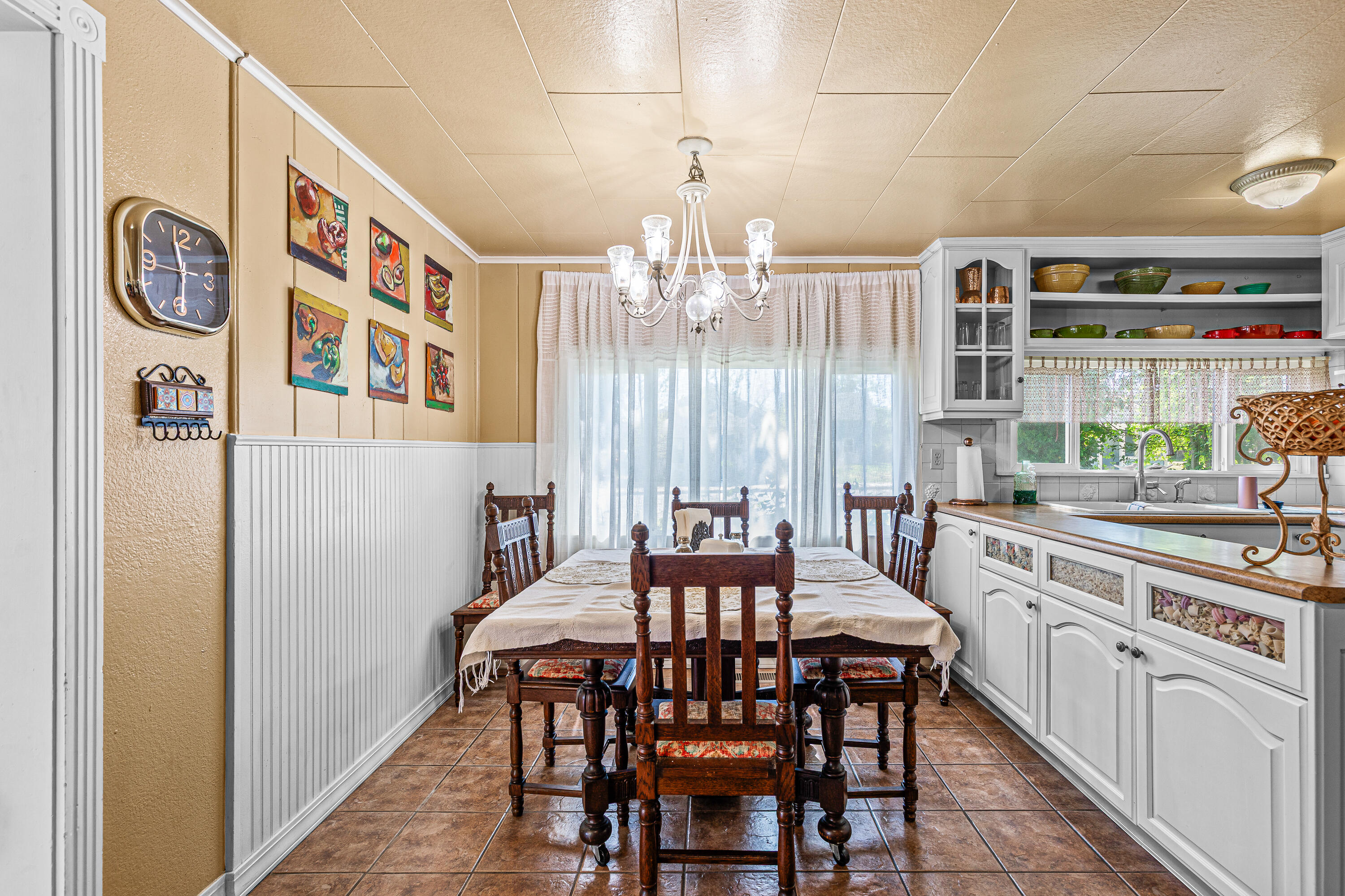 108 W 4'th Street