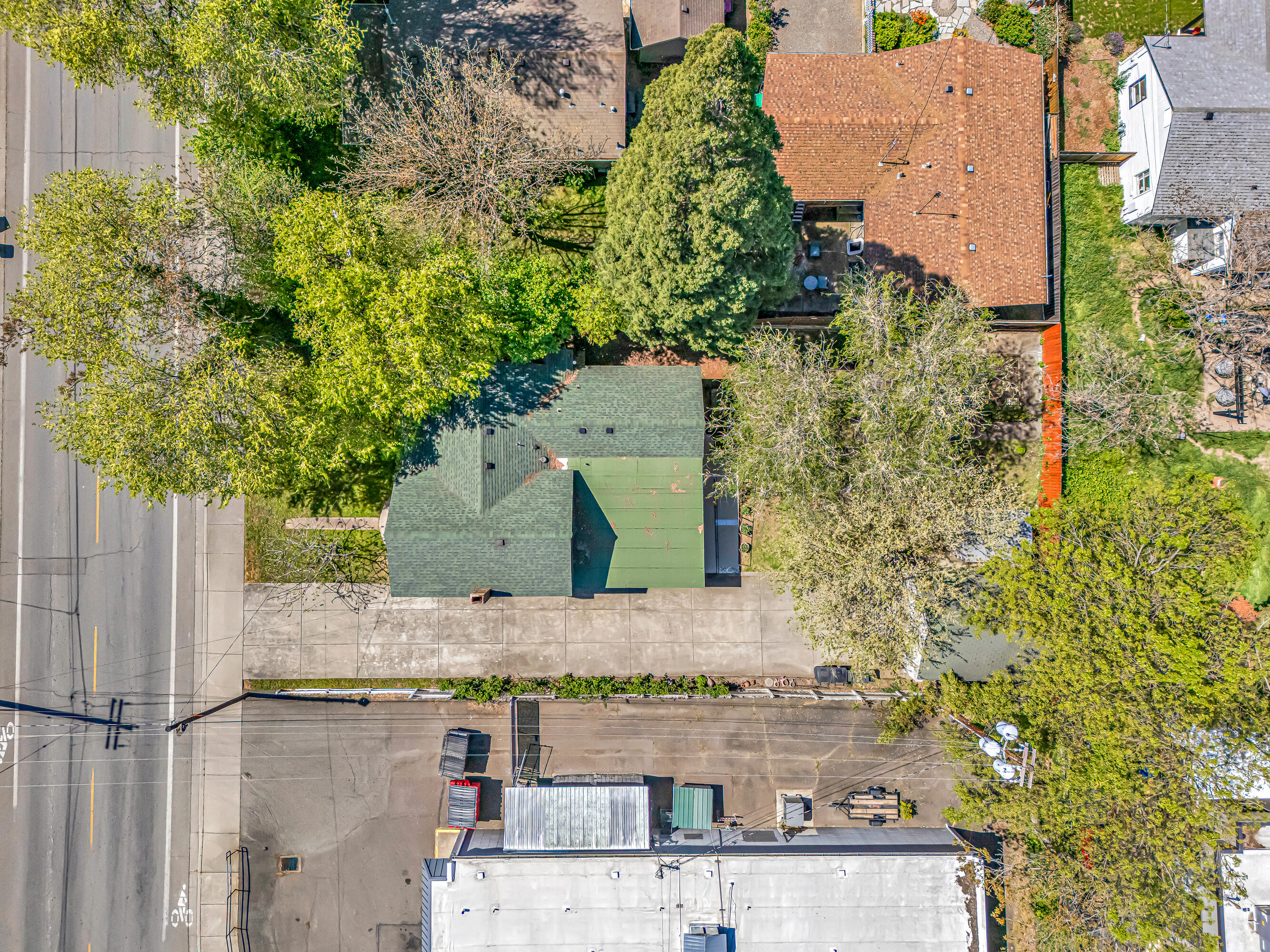 108 W 4'th Street