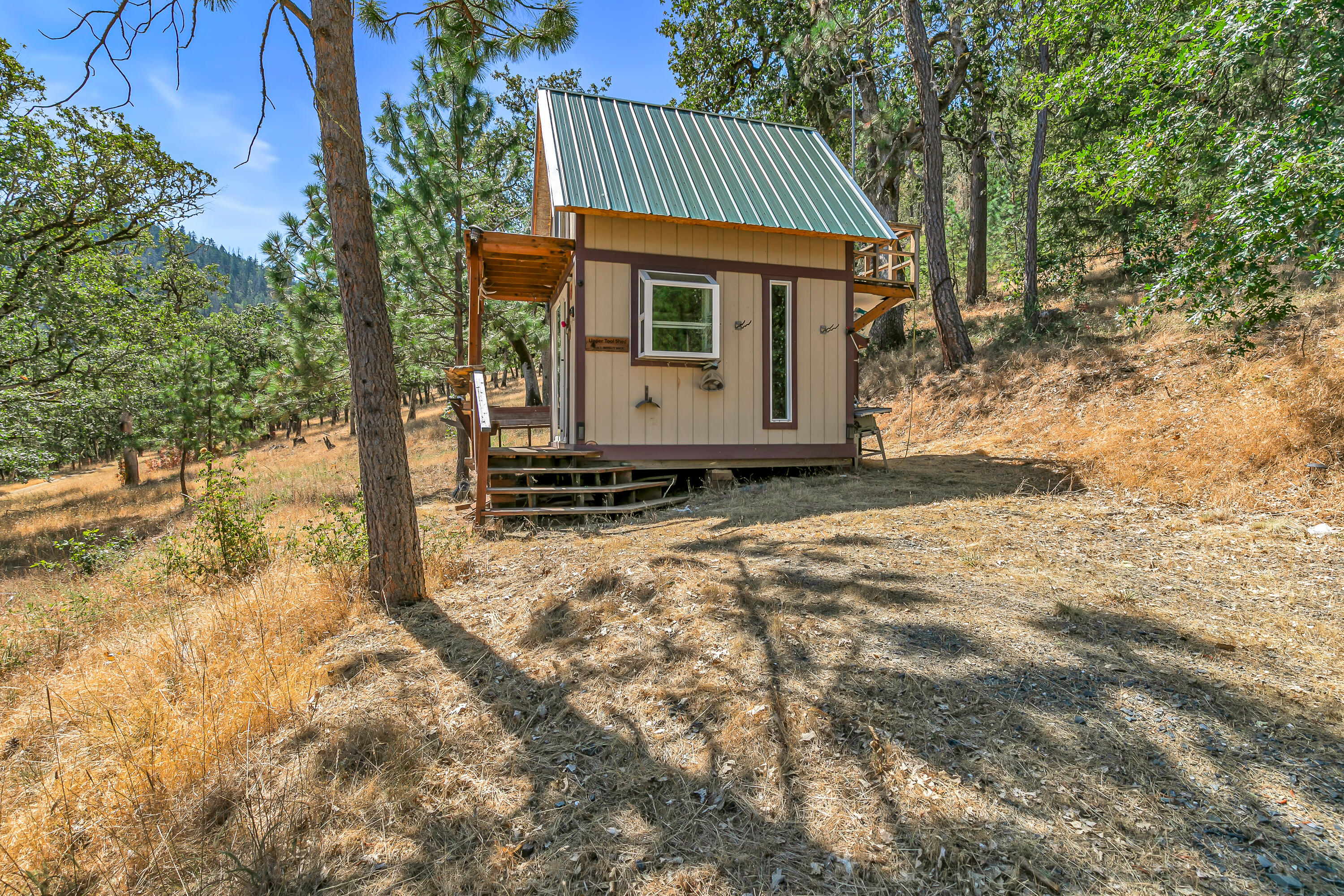 17600 Highway 238