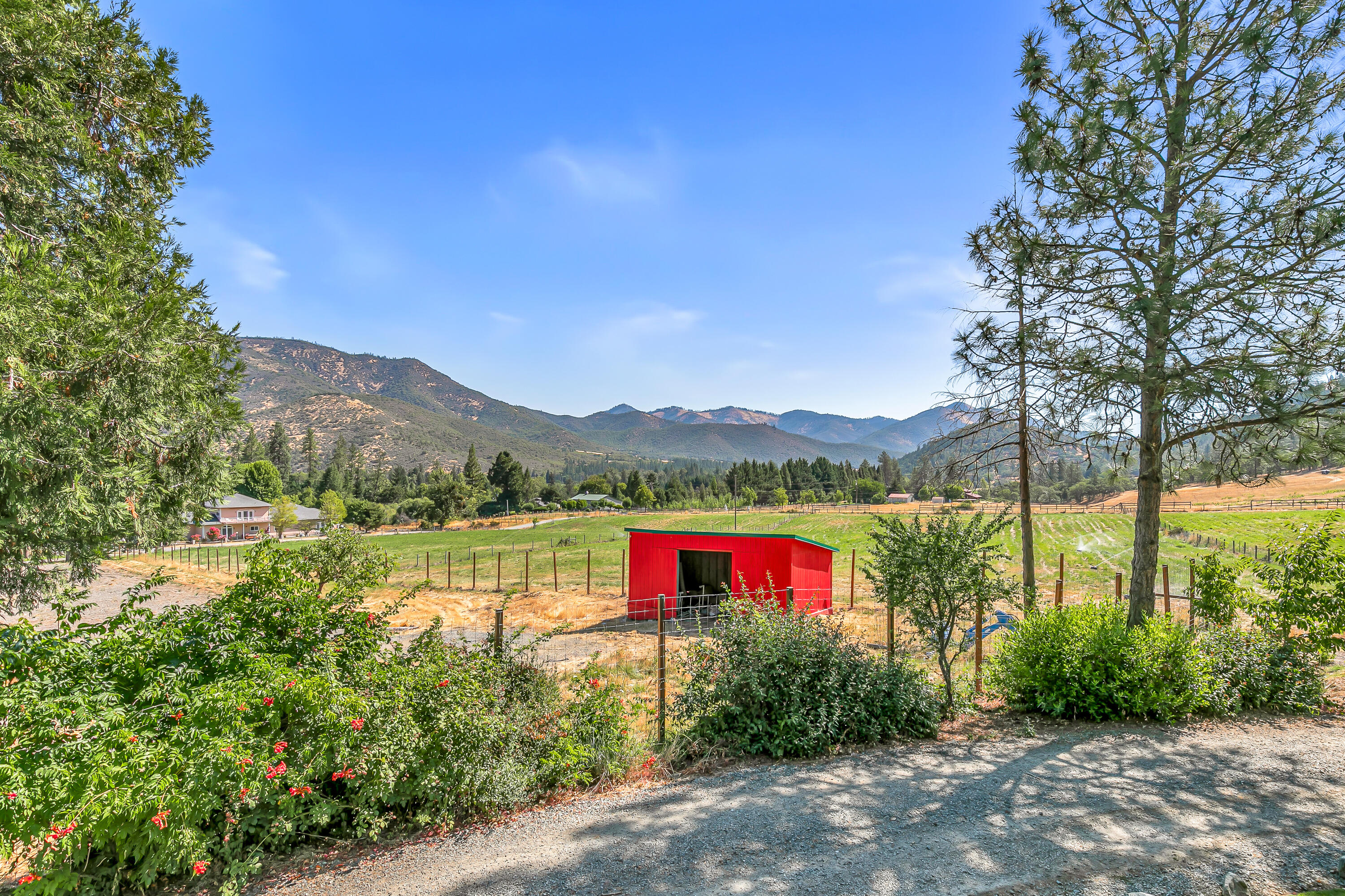 17600 Highway 238
