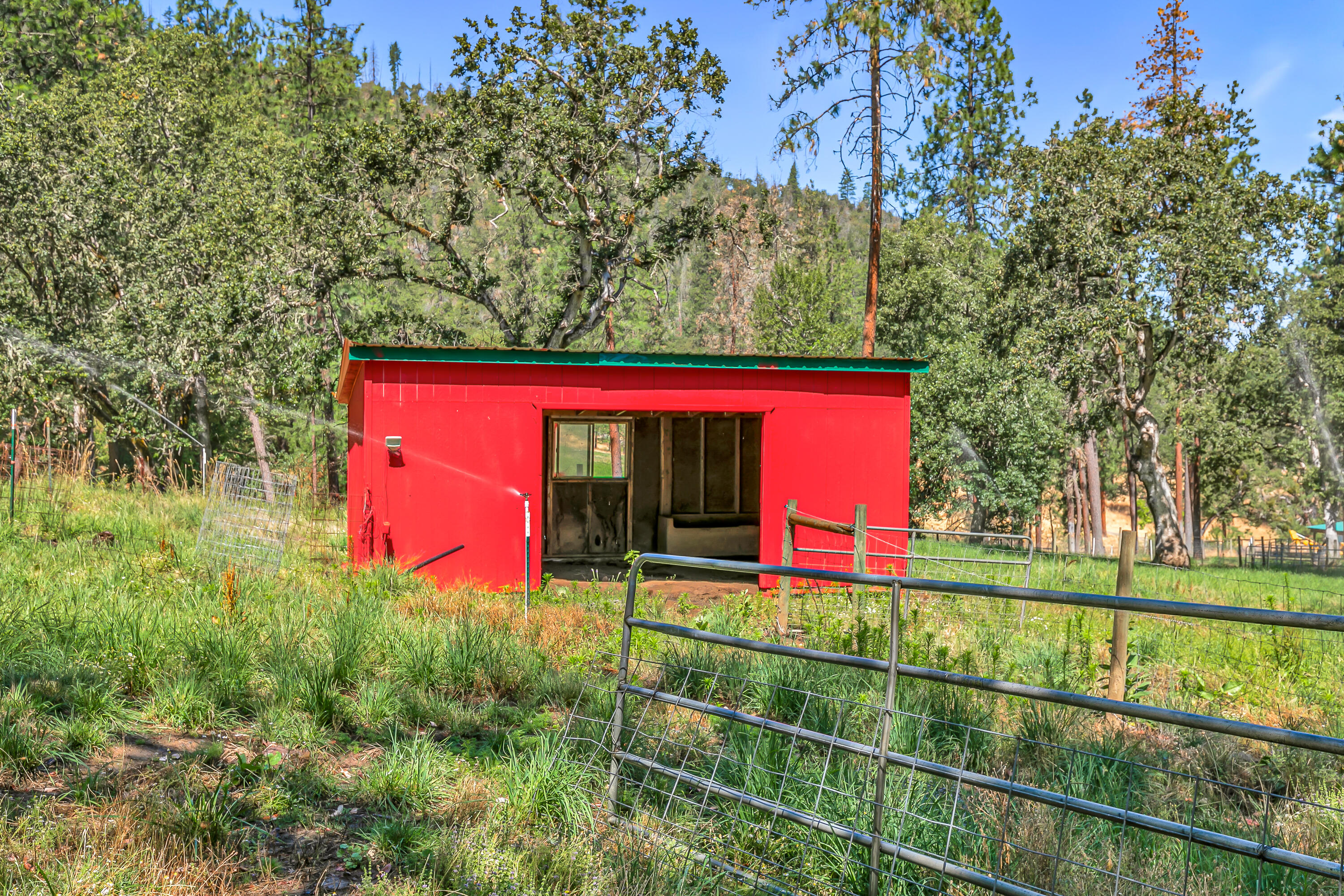 17600 Highway 238