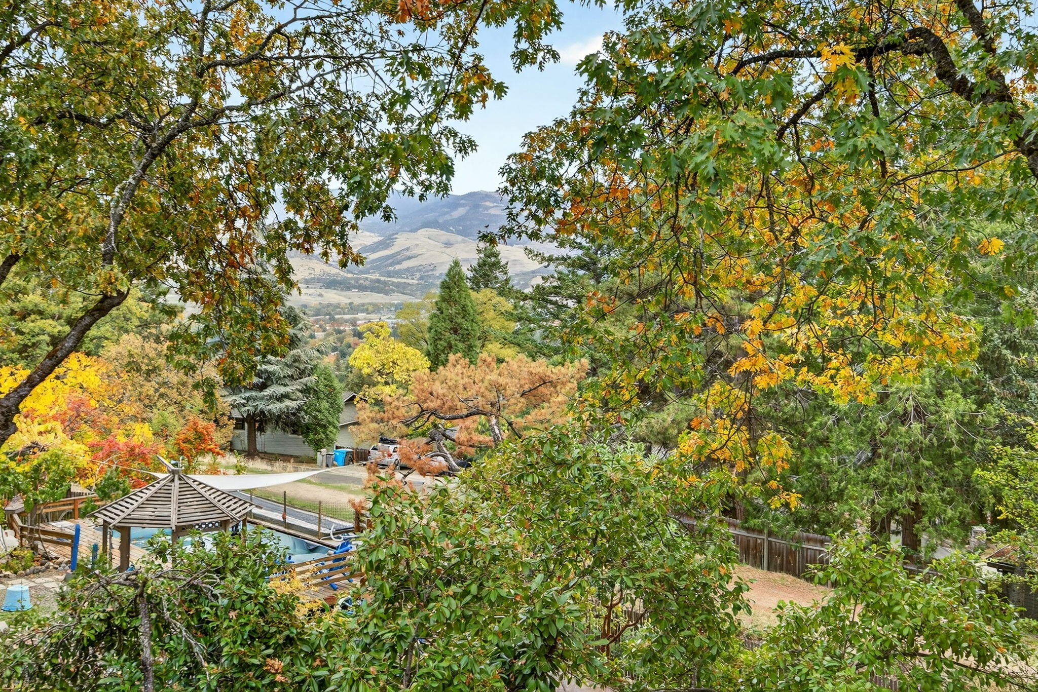 1012 Pinecrest Terrace