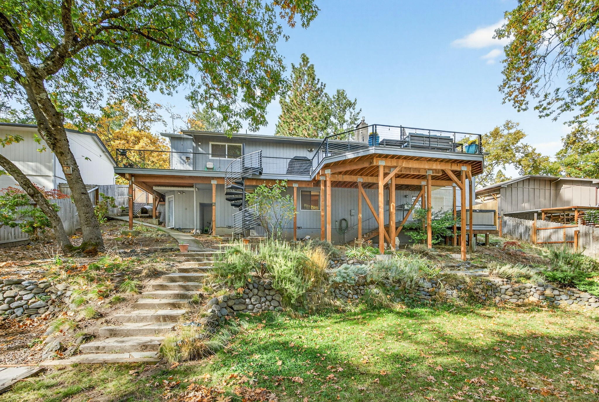 1012 Pinecrest Terrace