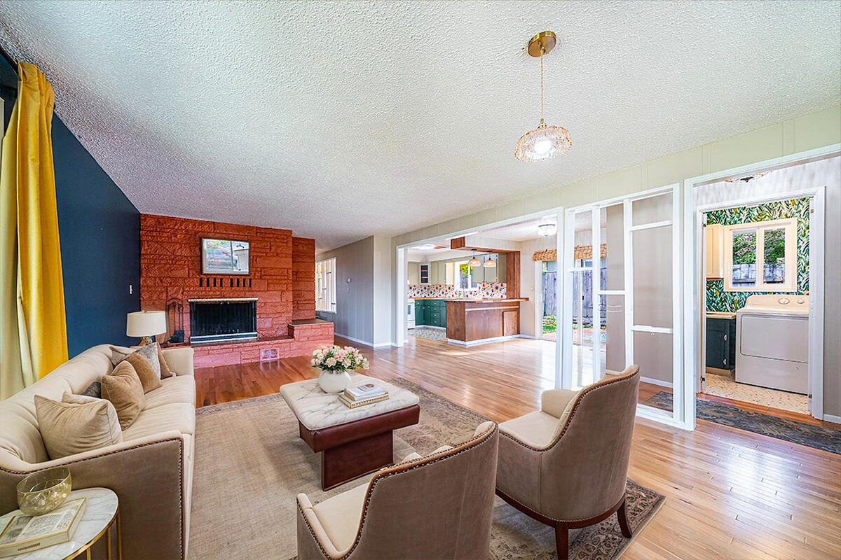 208 Oregon Terrace