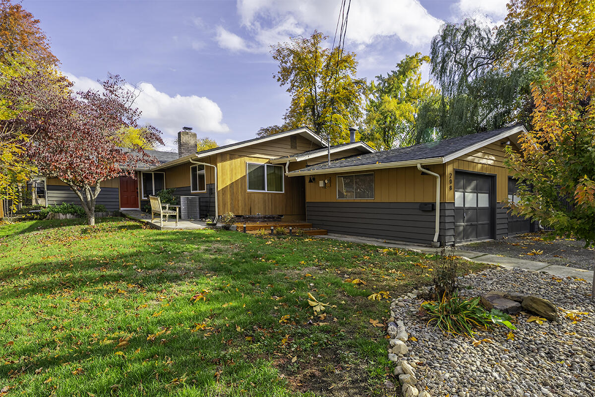 208 Oregon Terrace
