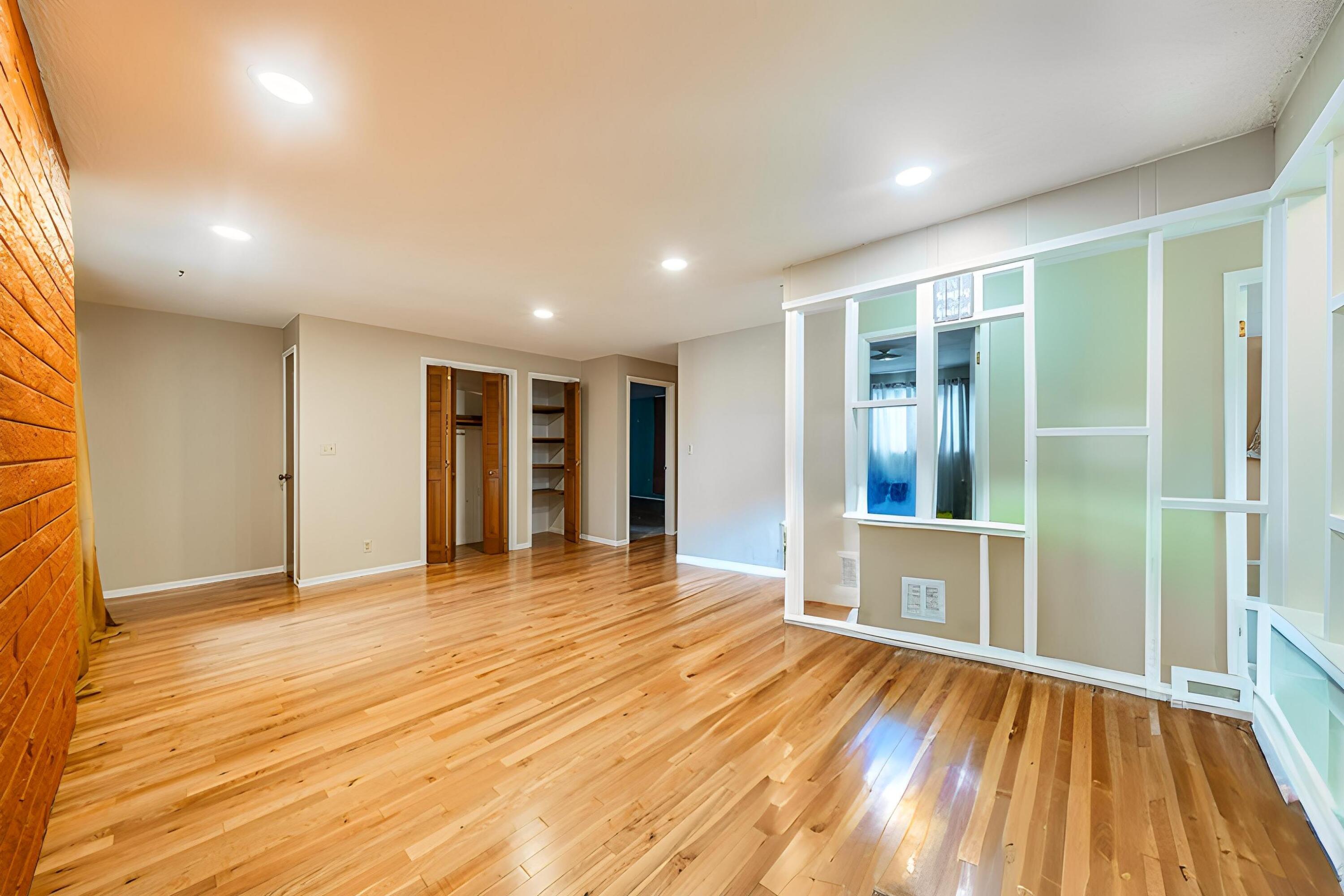 208 Oregon Terrace