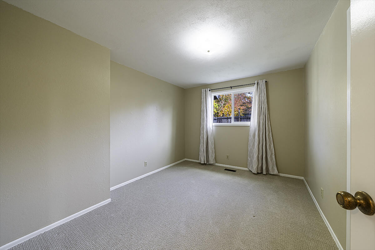 208 Oregon Terrace