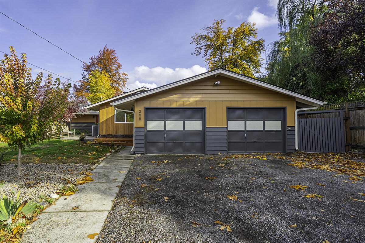 208 Oregon Terrace