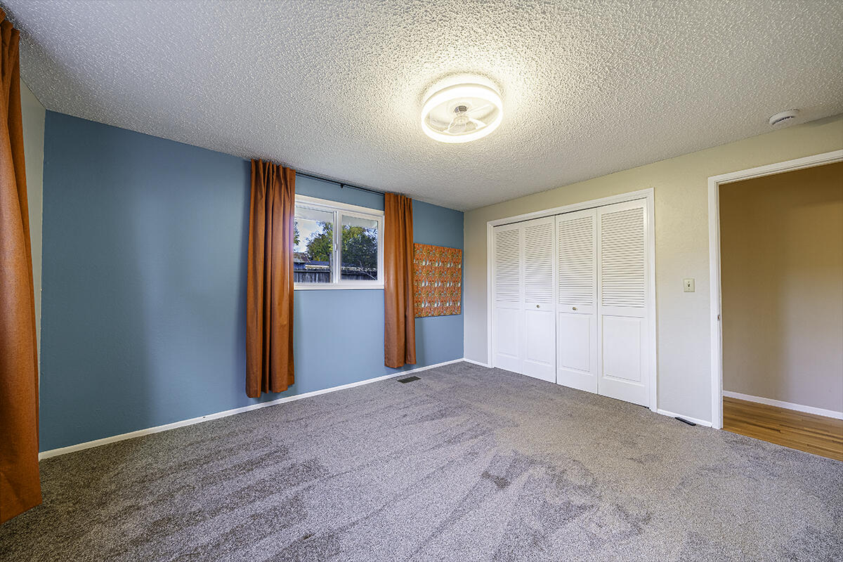 208 Oregon Terrace