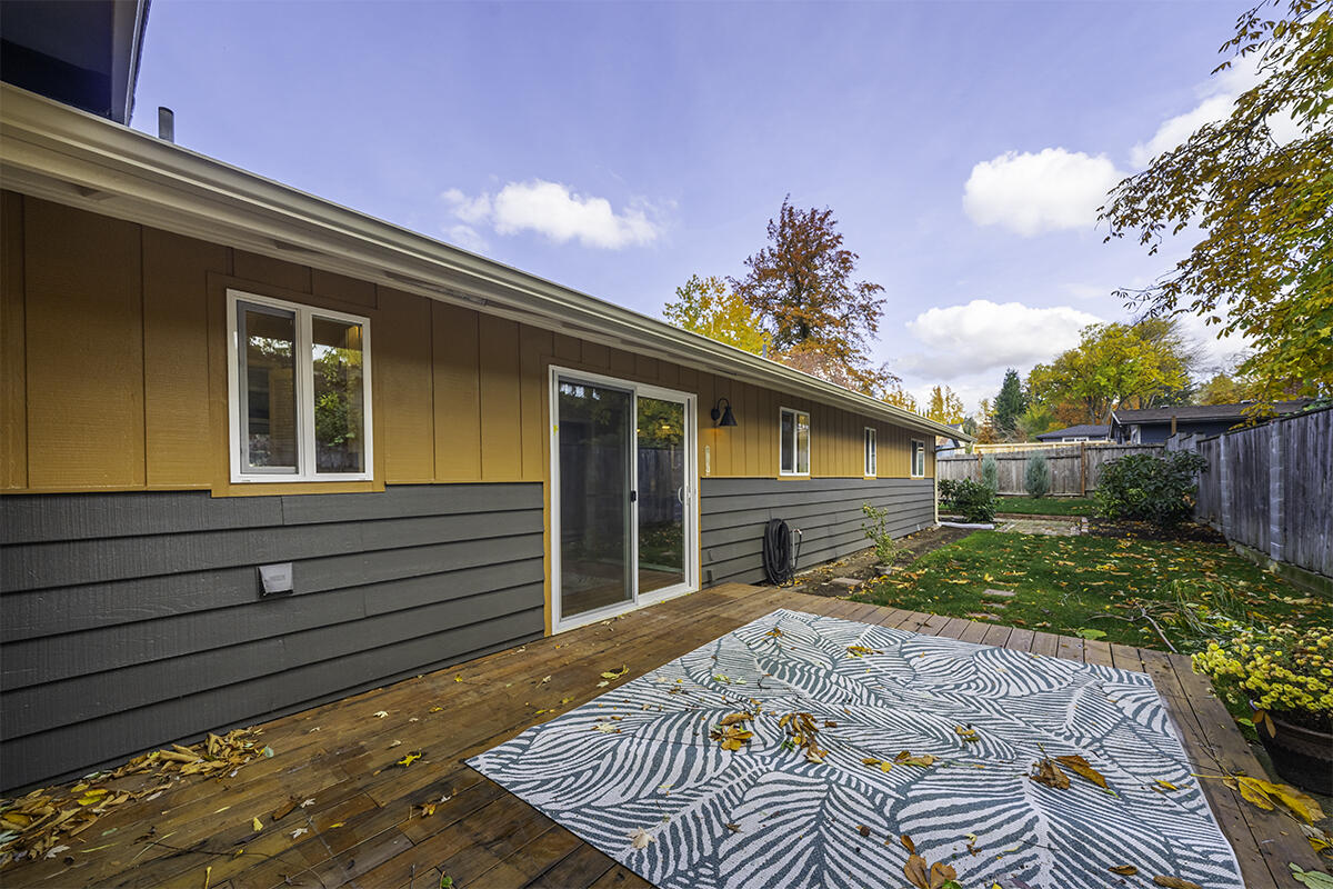 208 Oregon Terrace