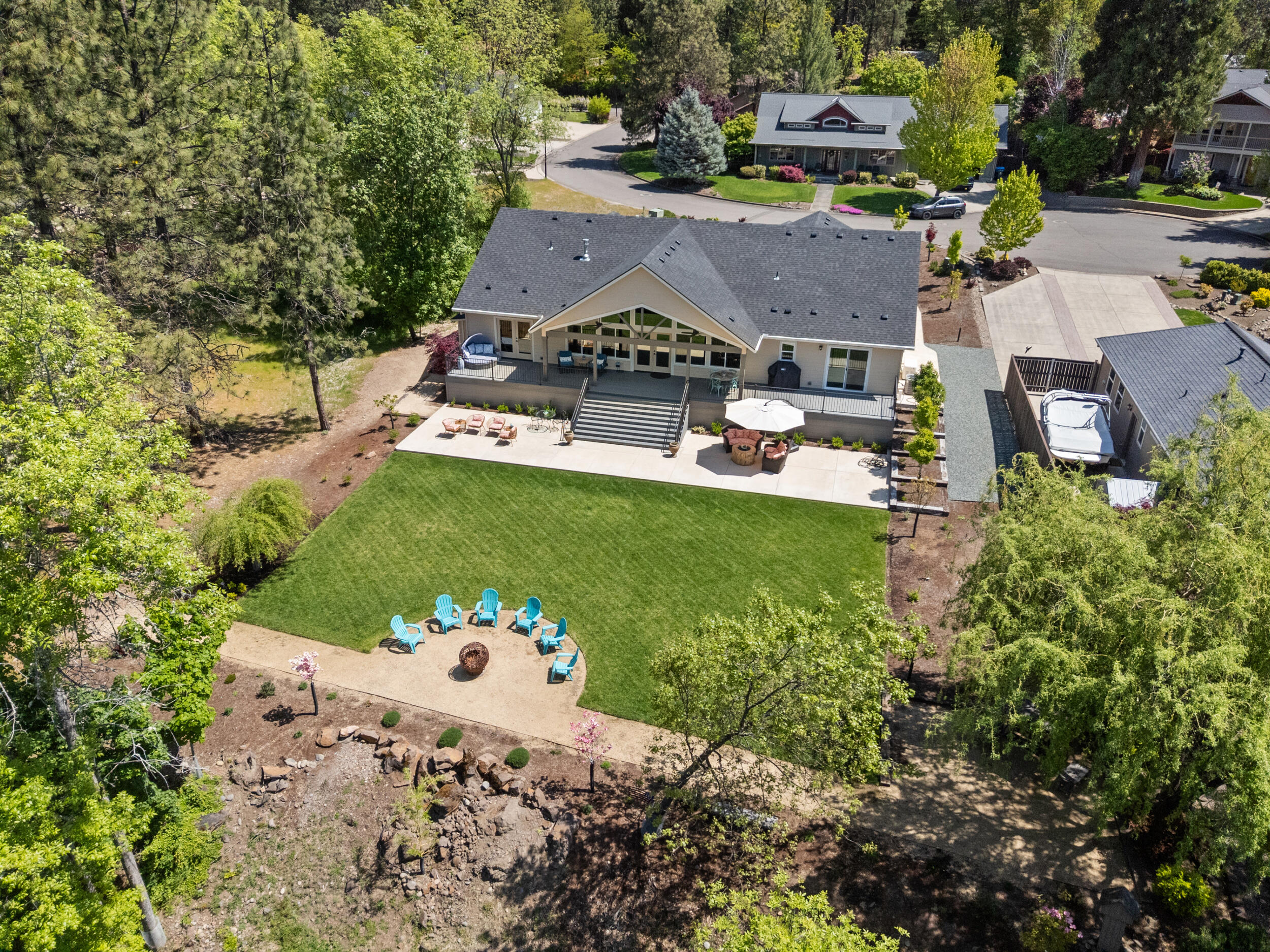 1060 Anglers Place