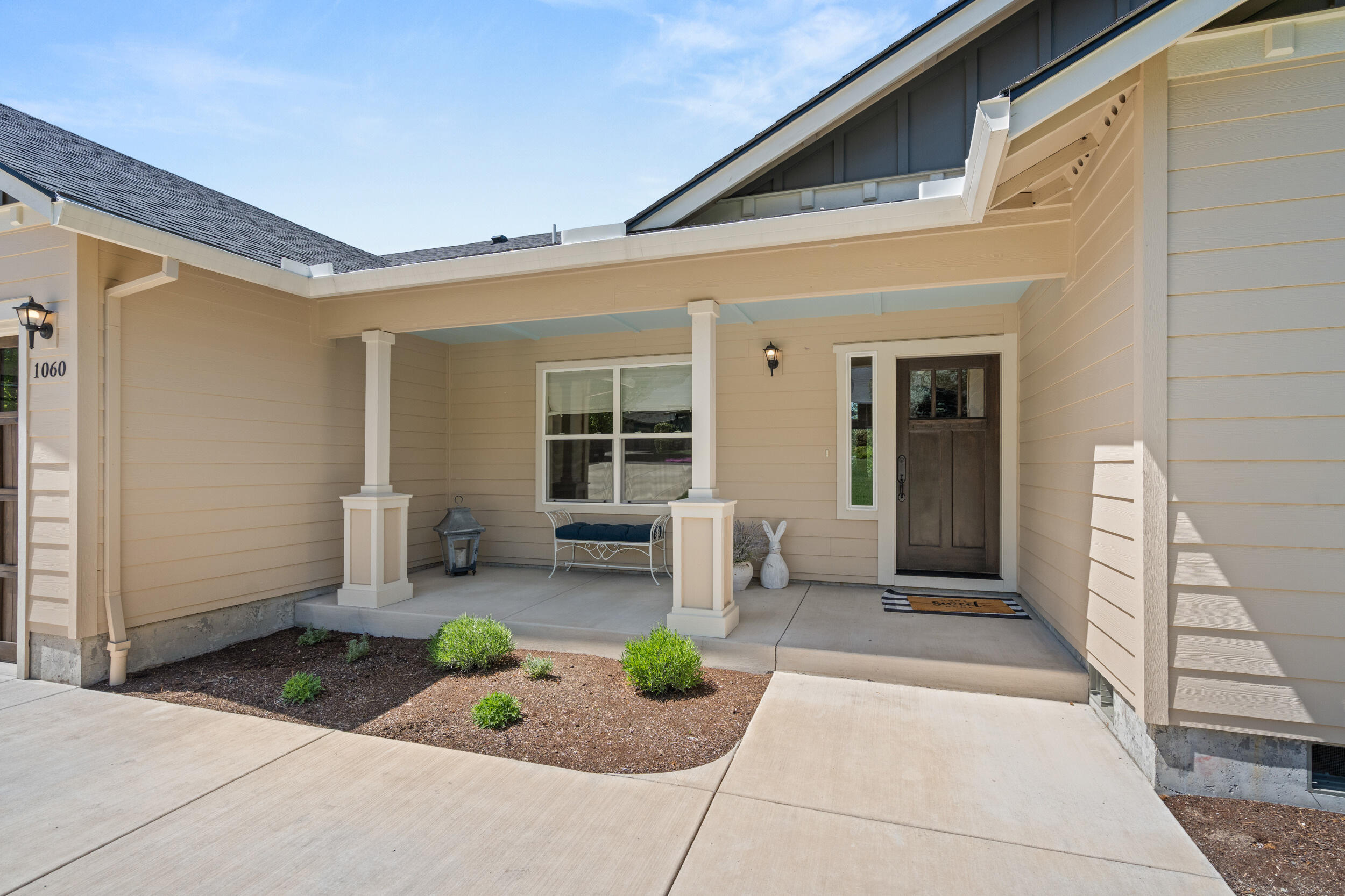 1060 Anglers Place
