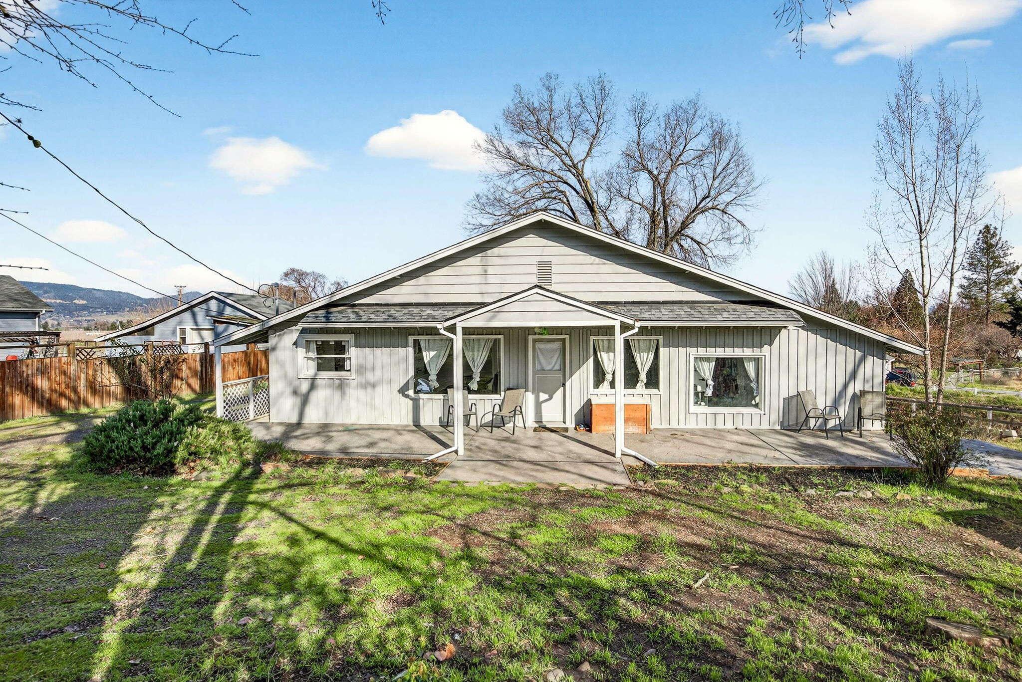 3418 S Stage Road