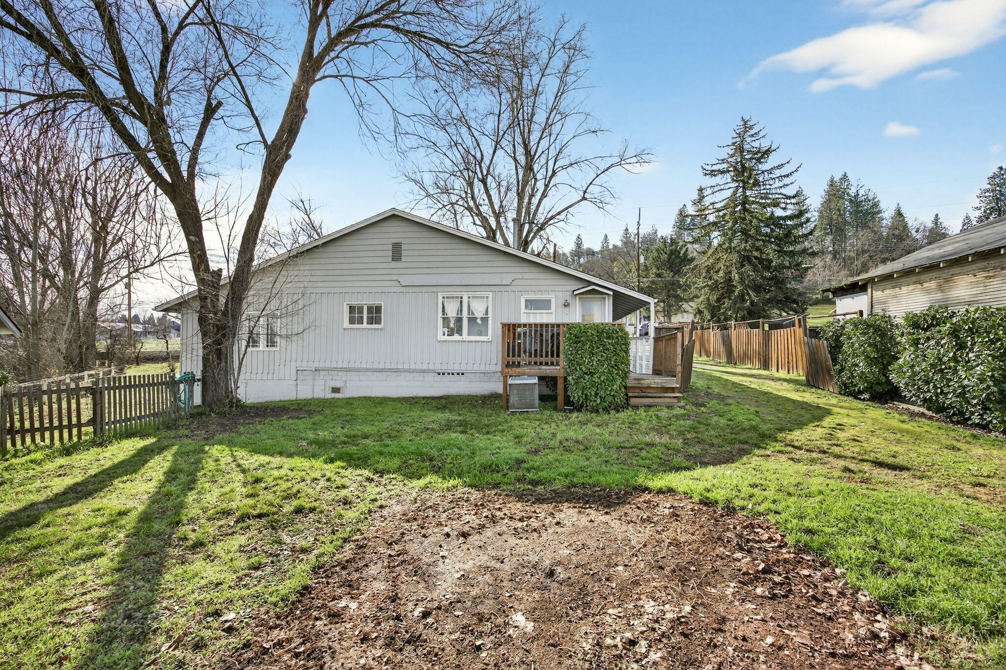 3418 S Stage Road