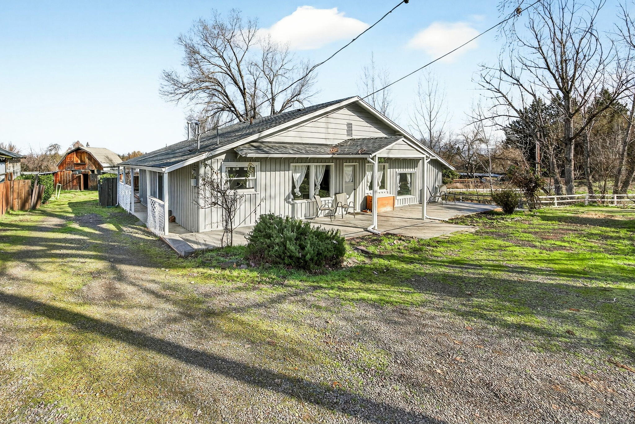 3418 S Stage Road