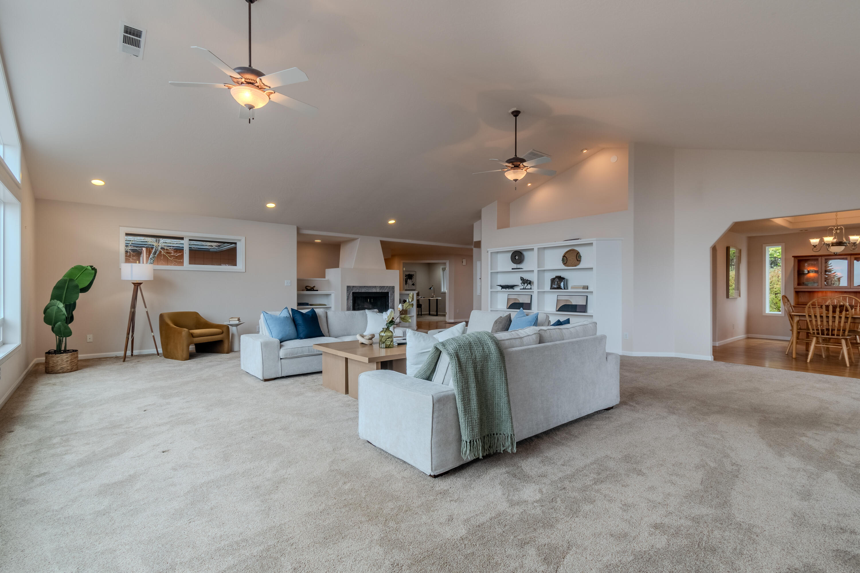 1911 Tamarack Place