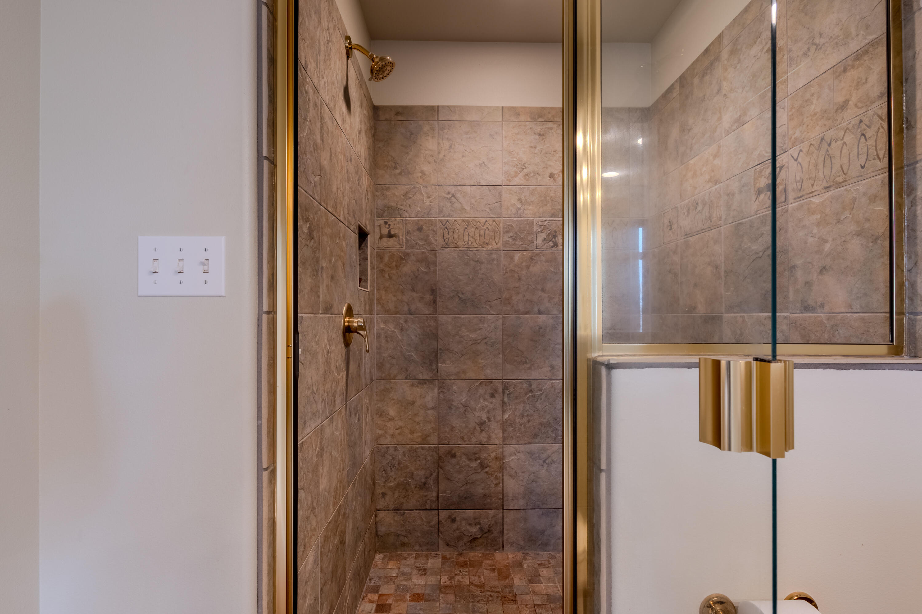 1911 Tamarack Place