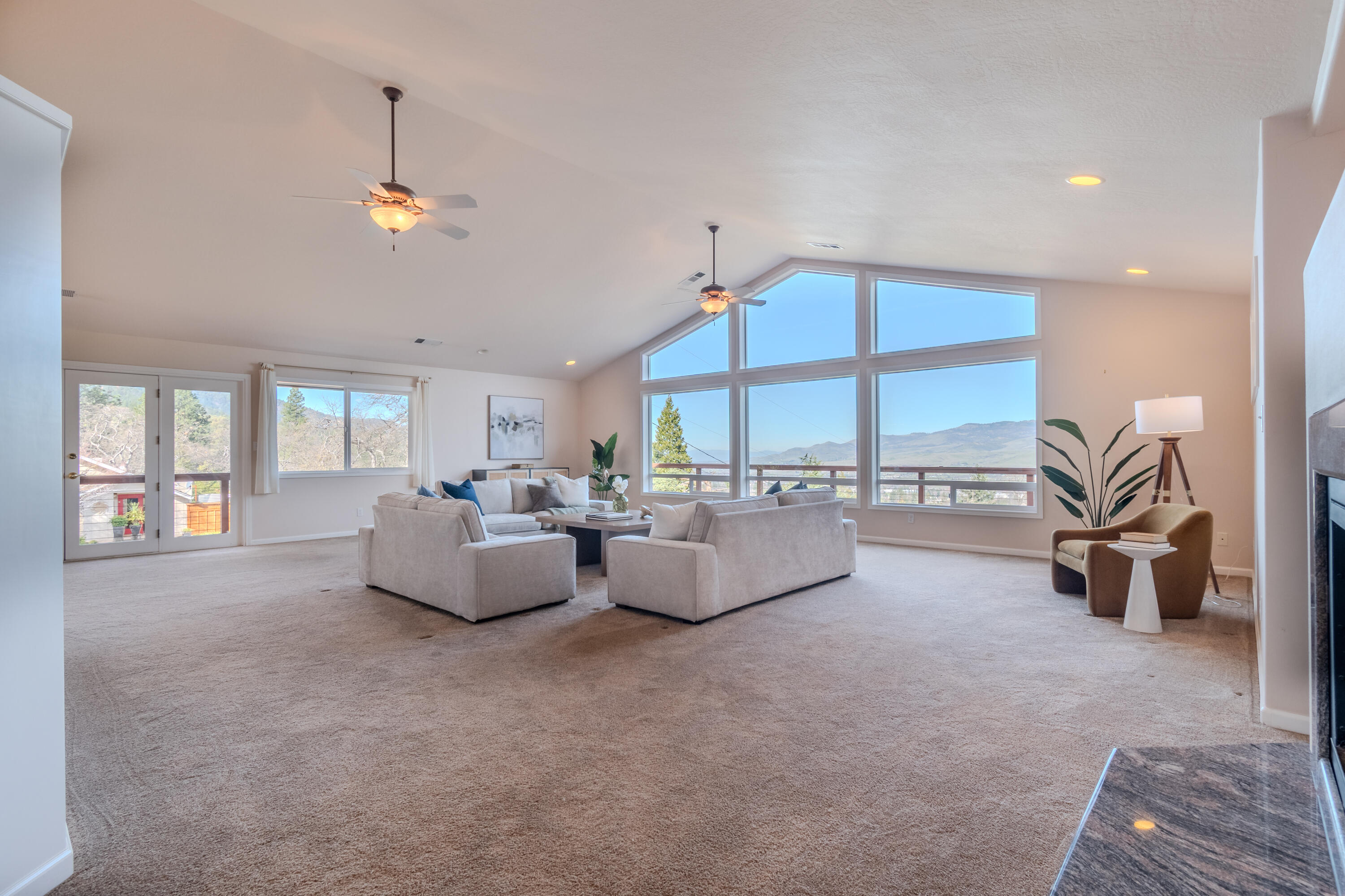 1911 Tamarack Place