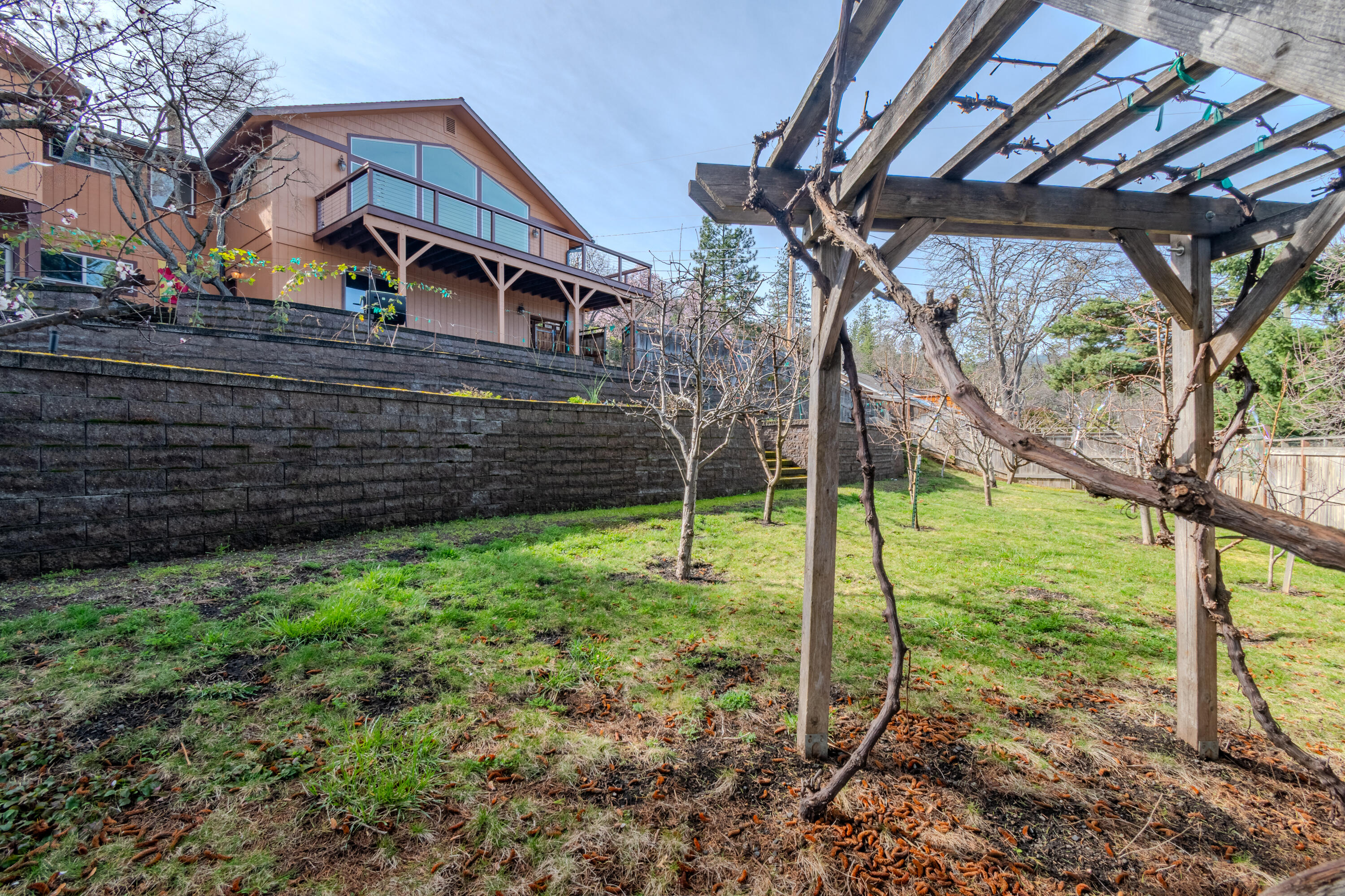1911 Tamarack Place