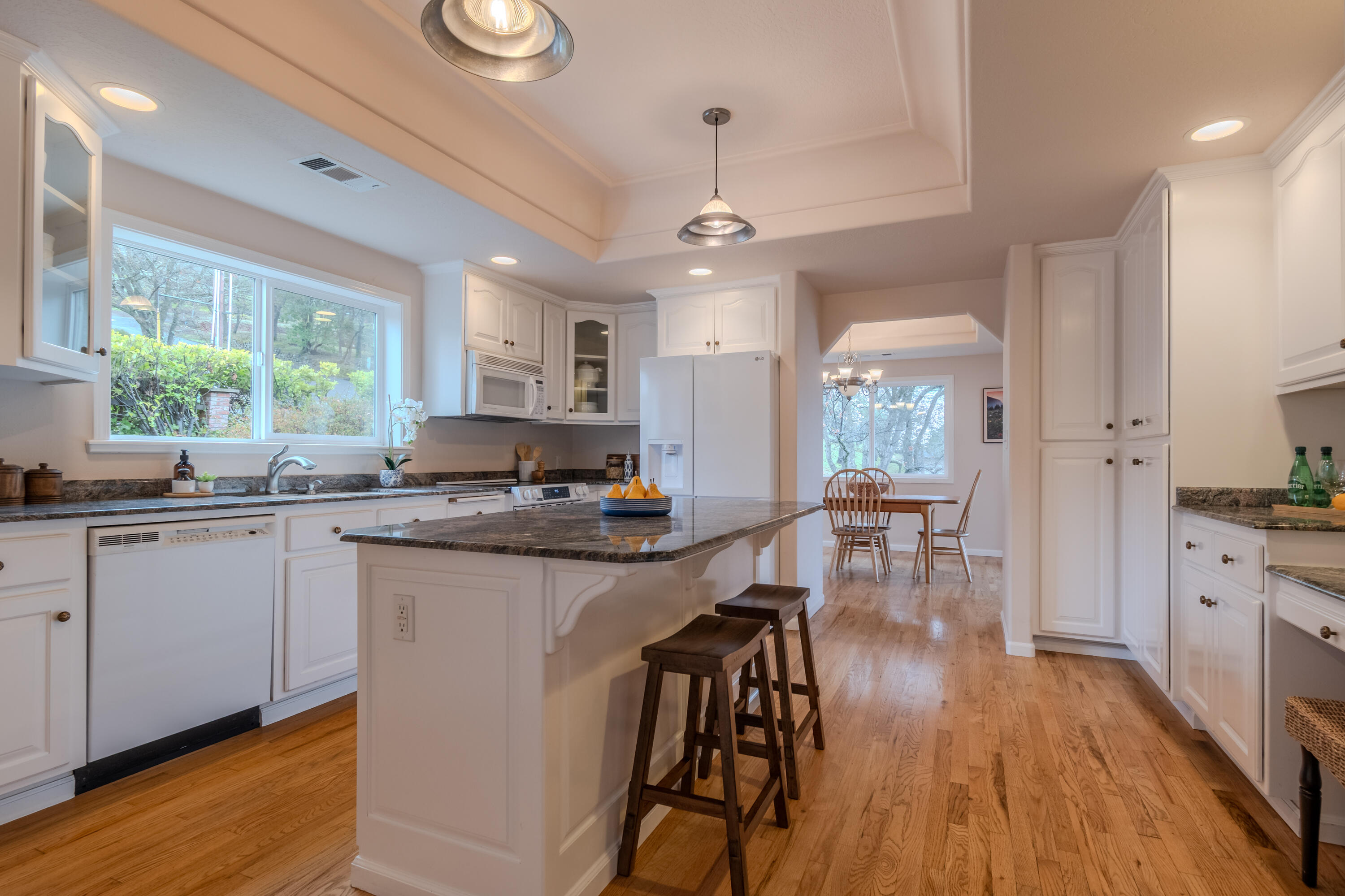 1911 Tamarack Place