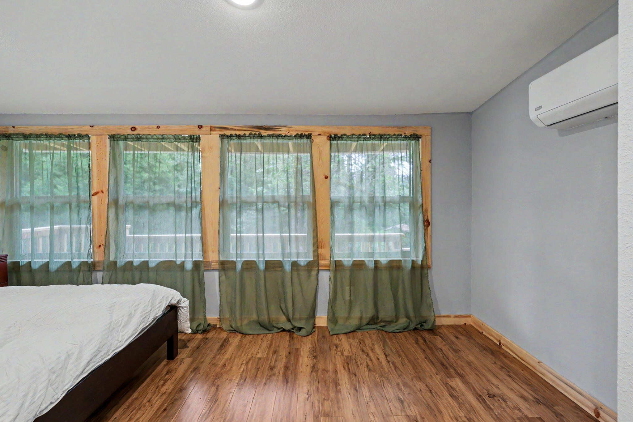 206 Lower Wolf Creek Road