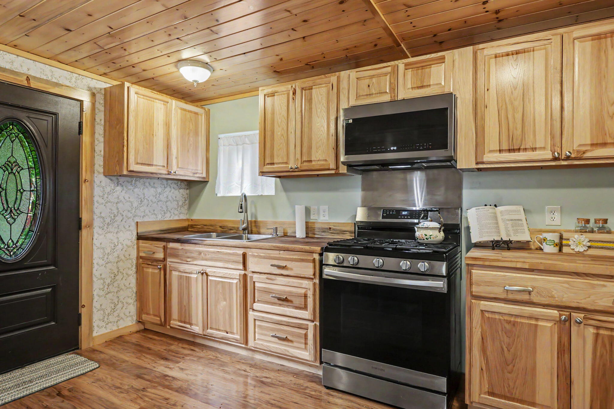 206 Lower Wolf Creek Road