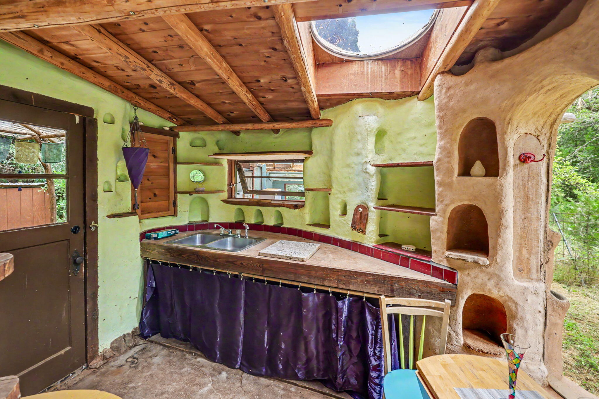 206 Lower Wolf Creek Road