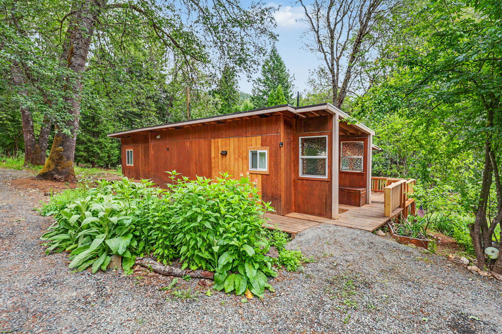 206 Lower Wolf Creek Road