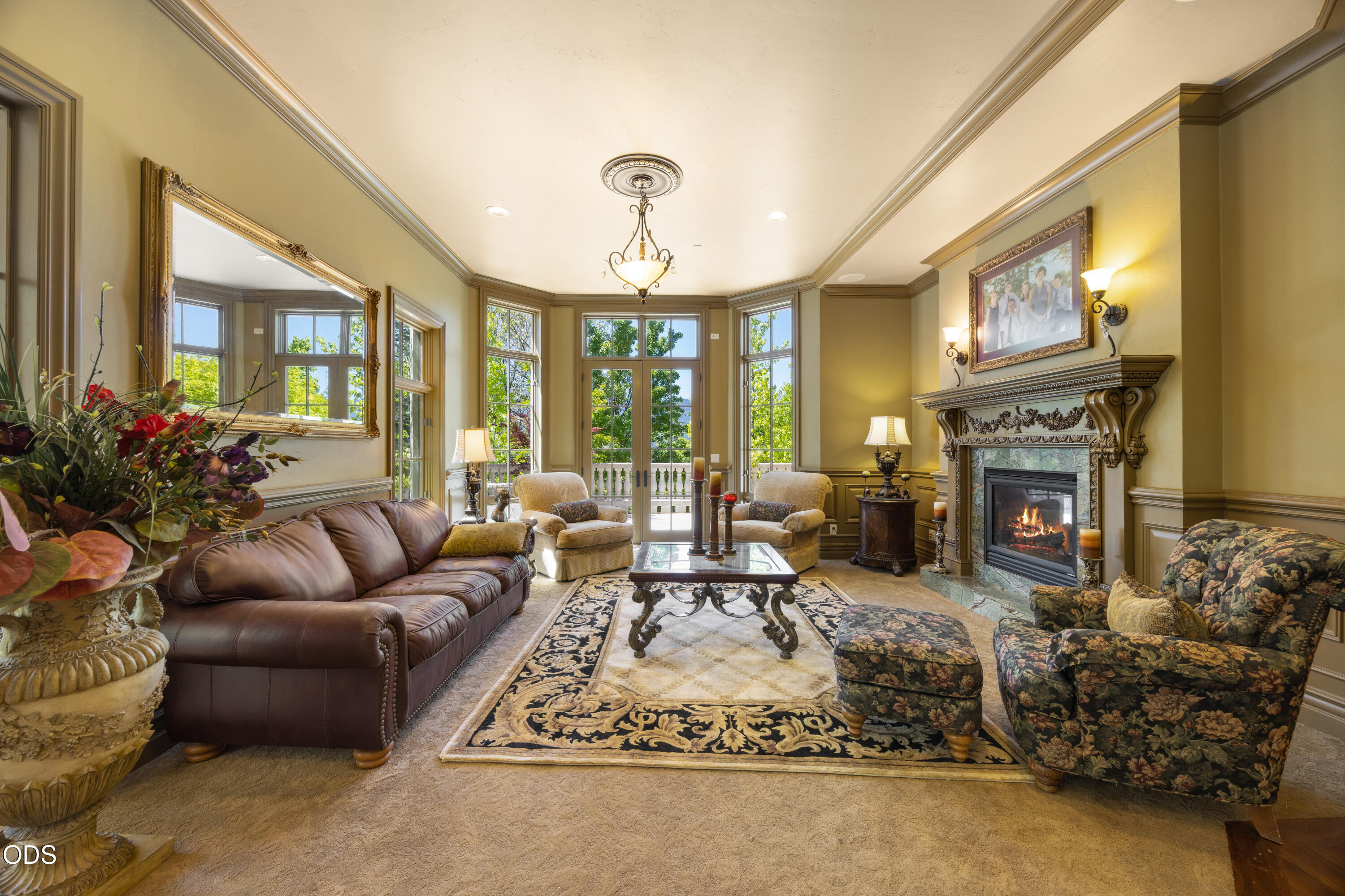 200 Belle Fiore Lane