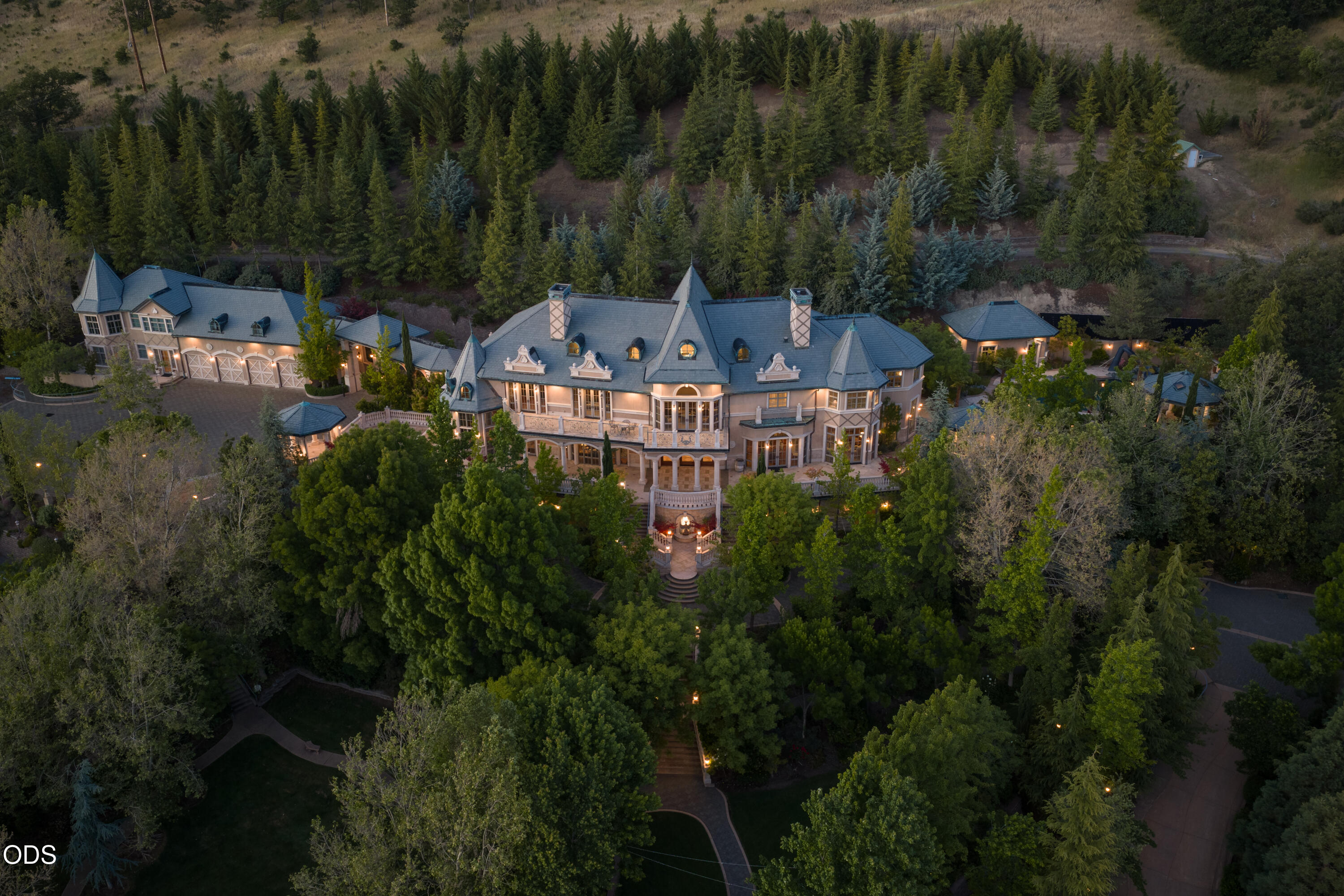 200 Belle Fiore Lane