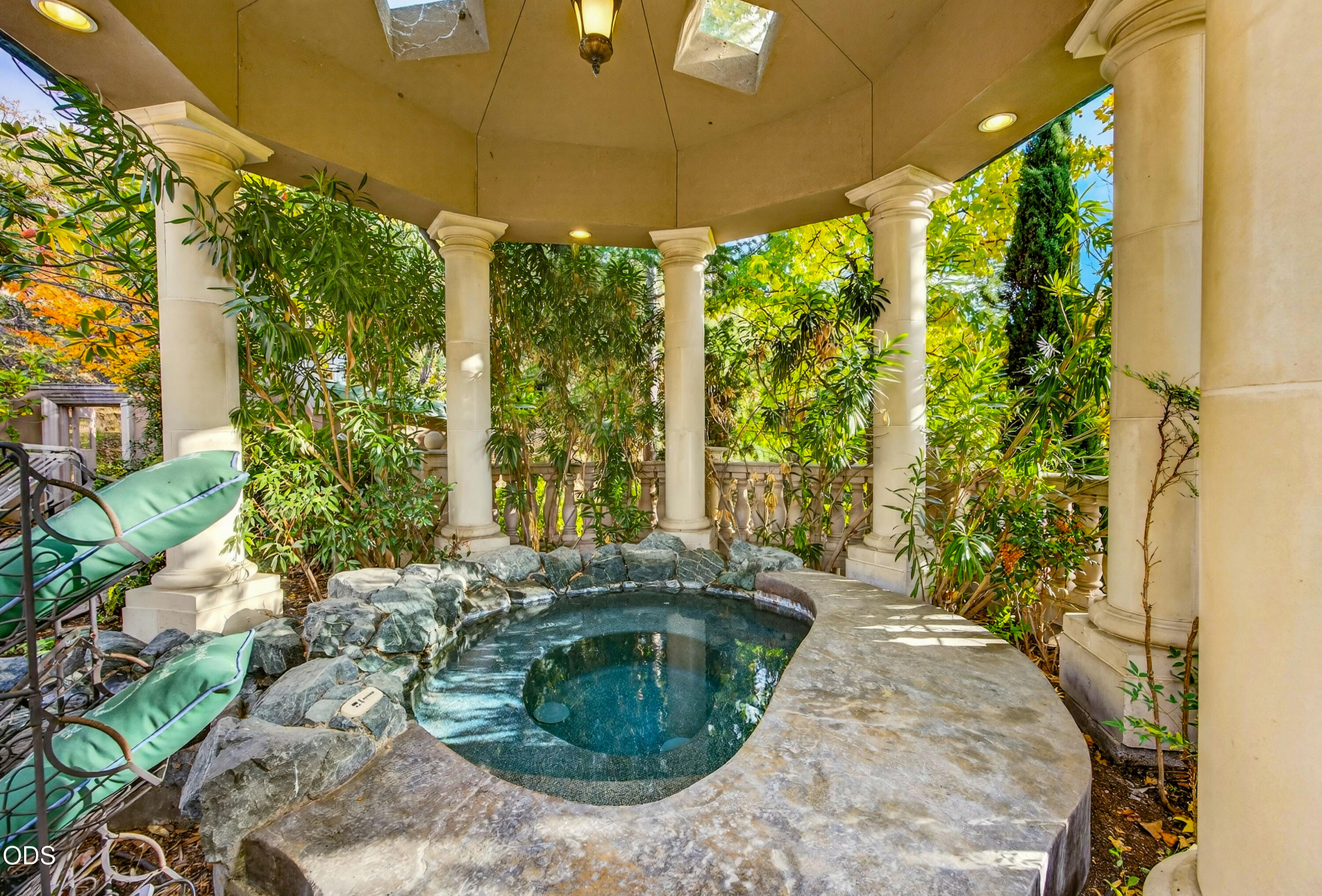 200 Belle Fiore Lane